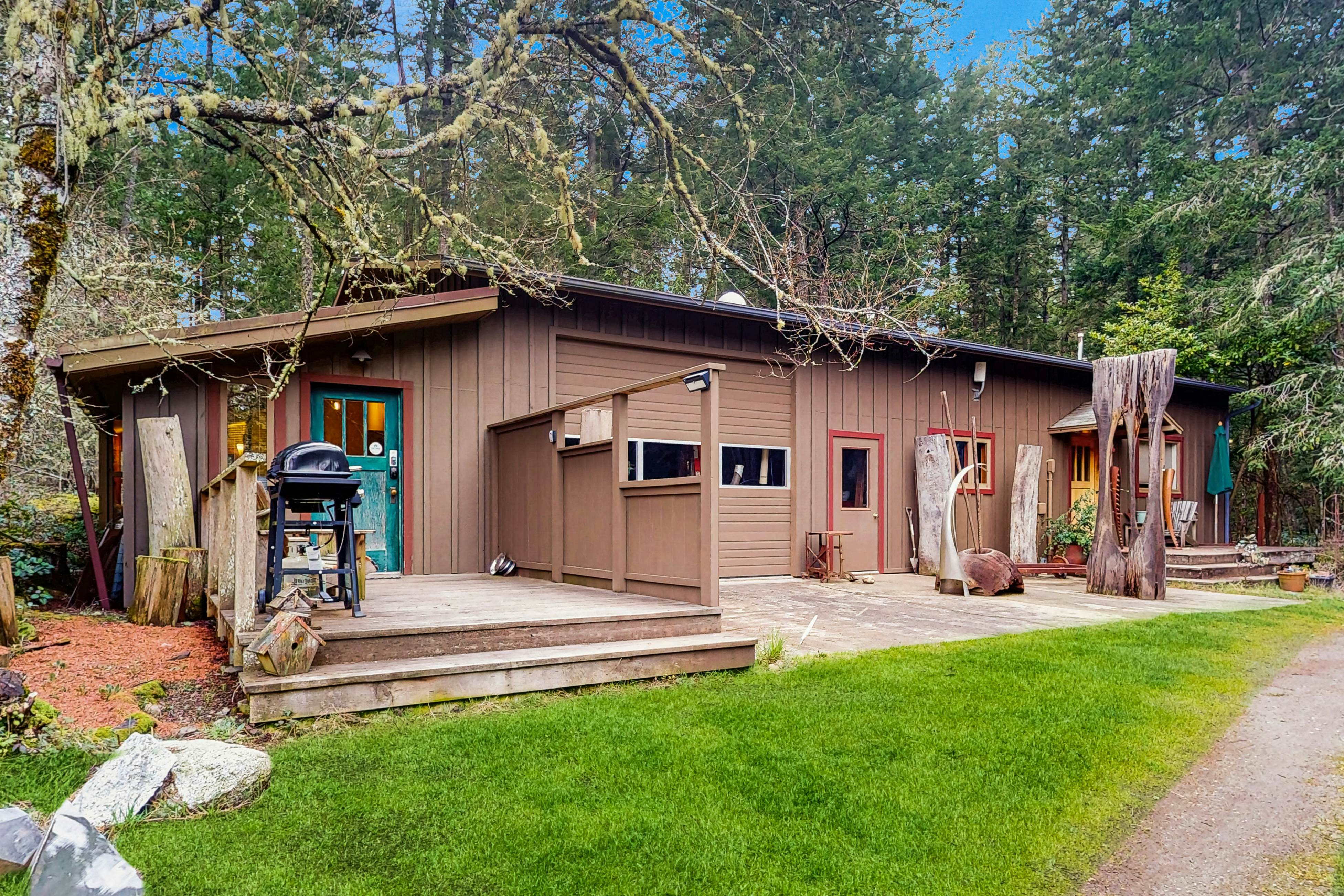 Island Artist Studio