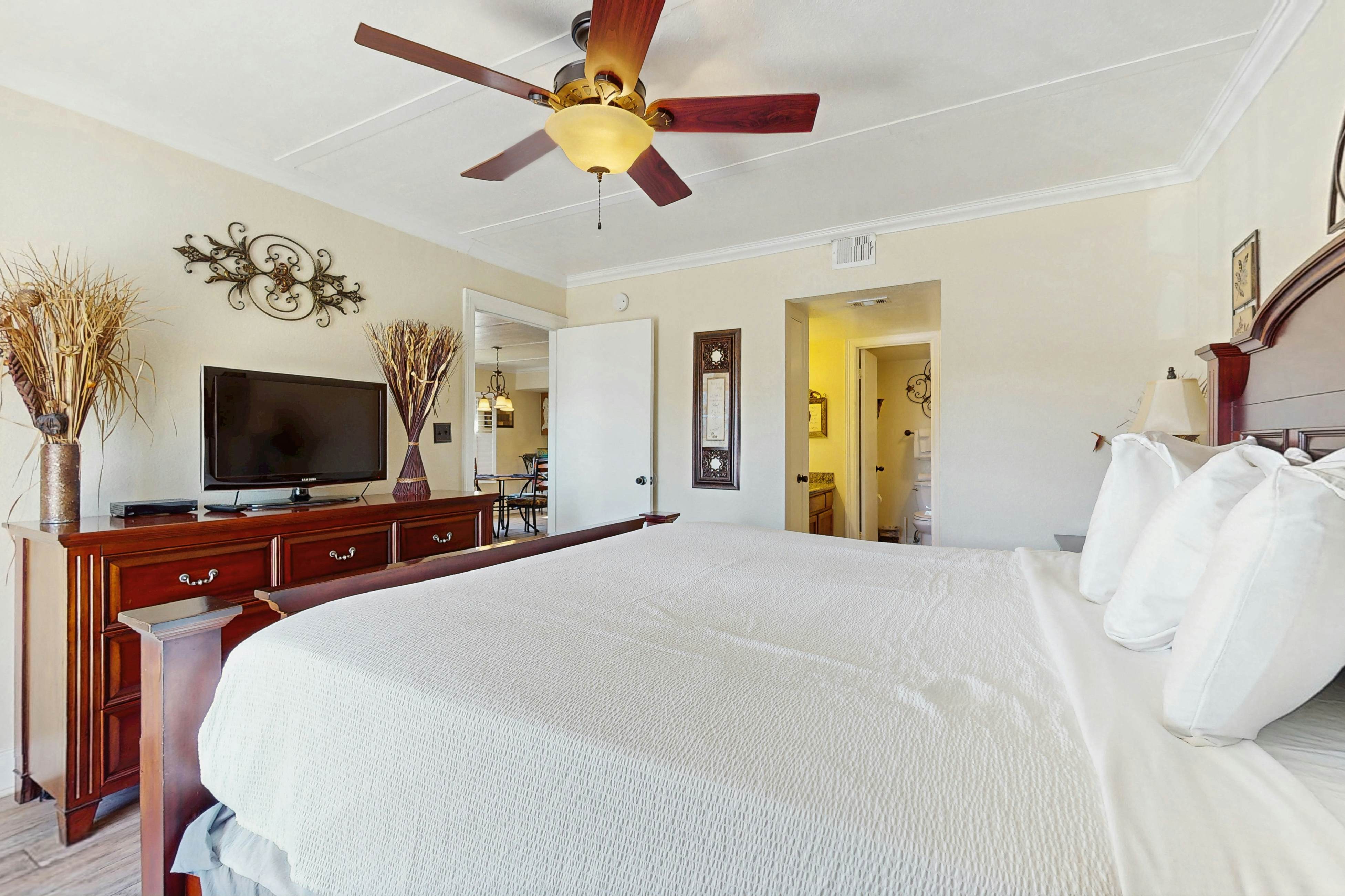 Beachview Condominiums #201