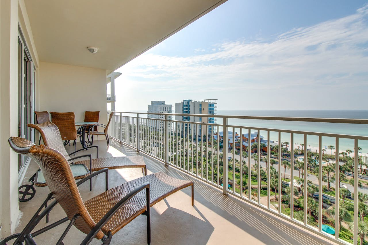 Sterling Shores #1017 | 2 BD Destin, FL Vacation Rental | Vacasa