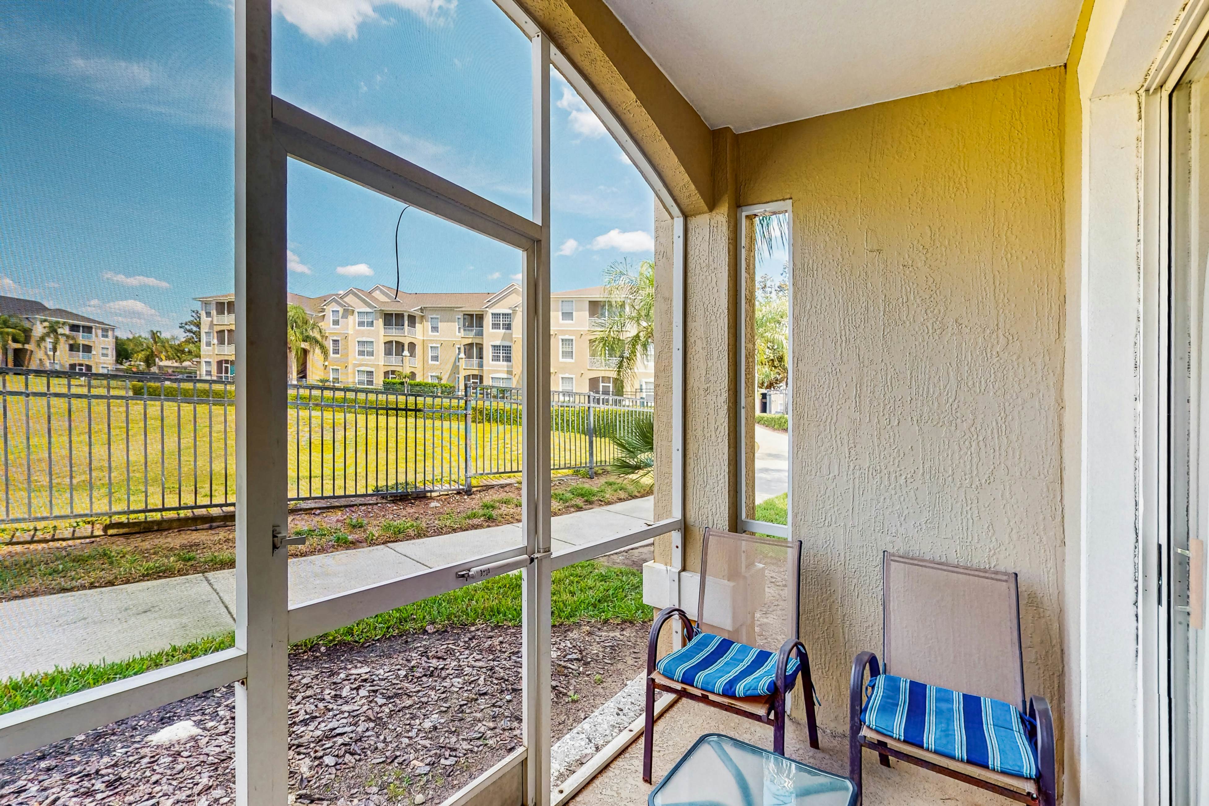 Coconut Cool - Windsor Palms