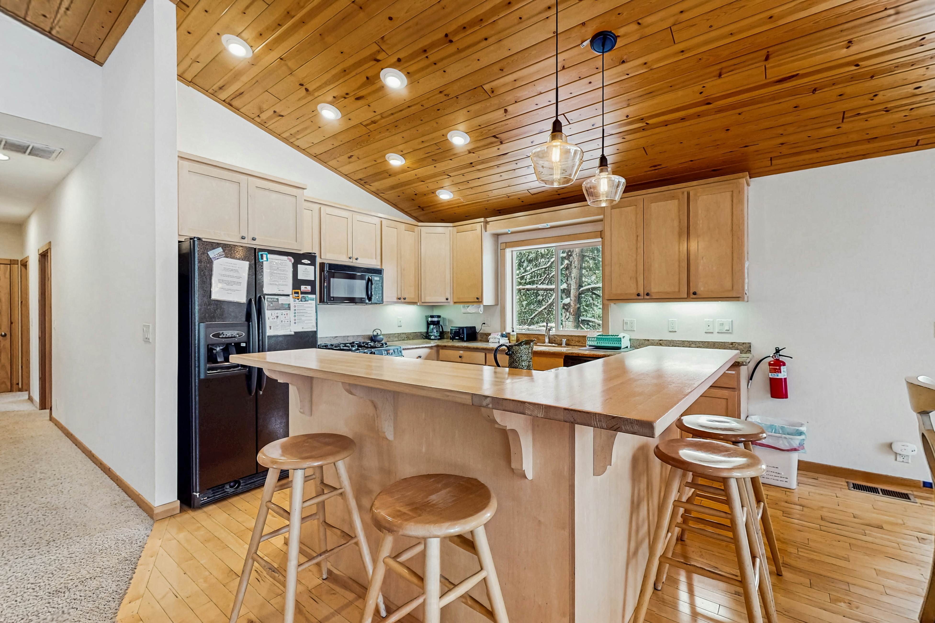 Inviting, Comfortable Mountain Home