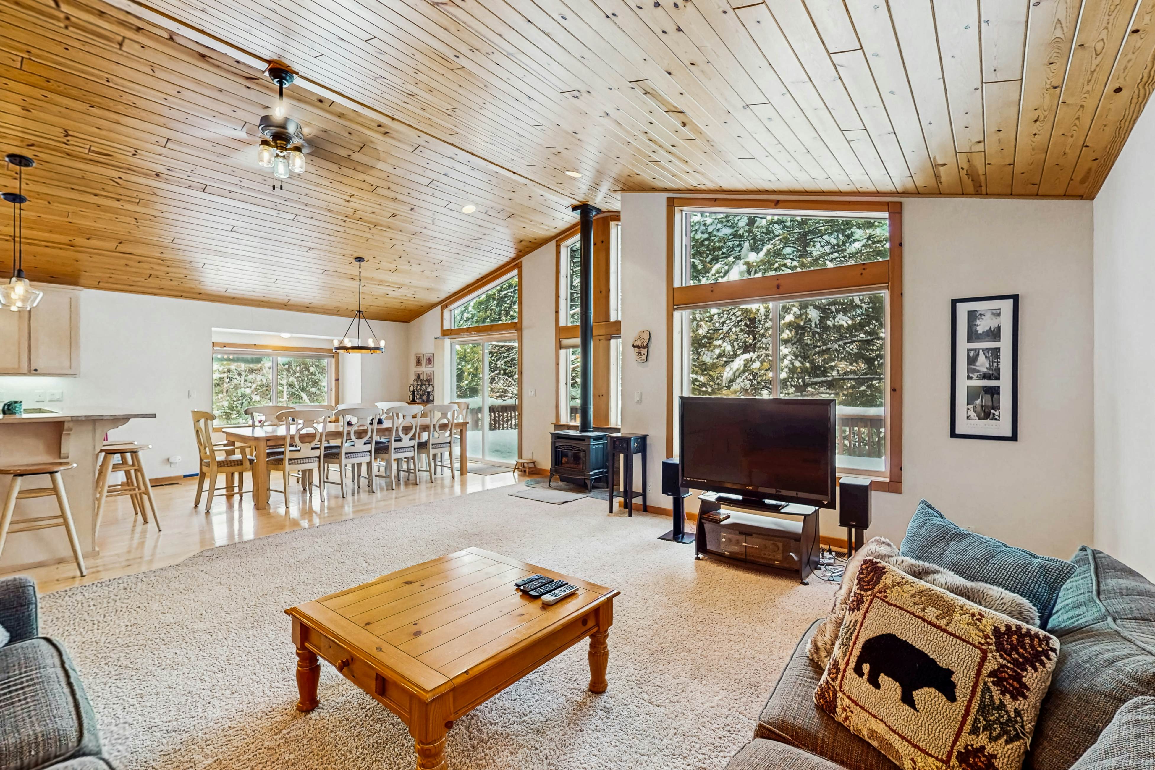 Inviting, Comfortable Mountain Home