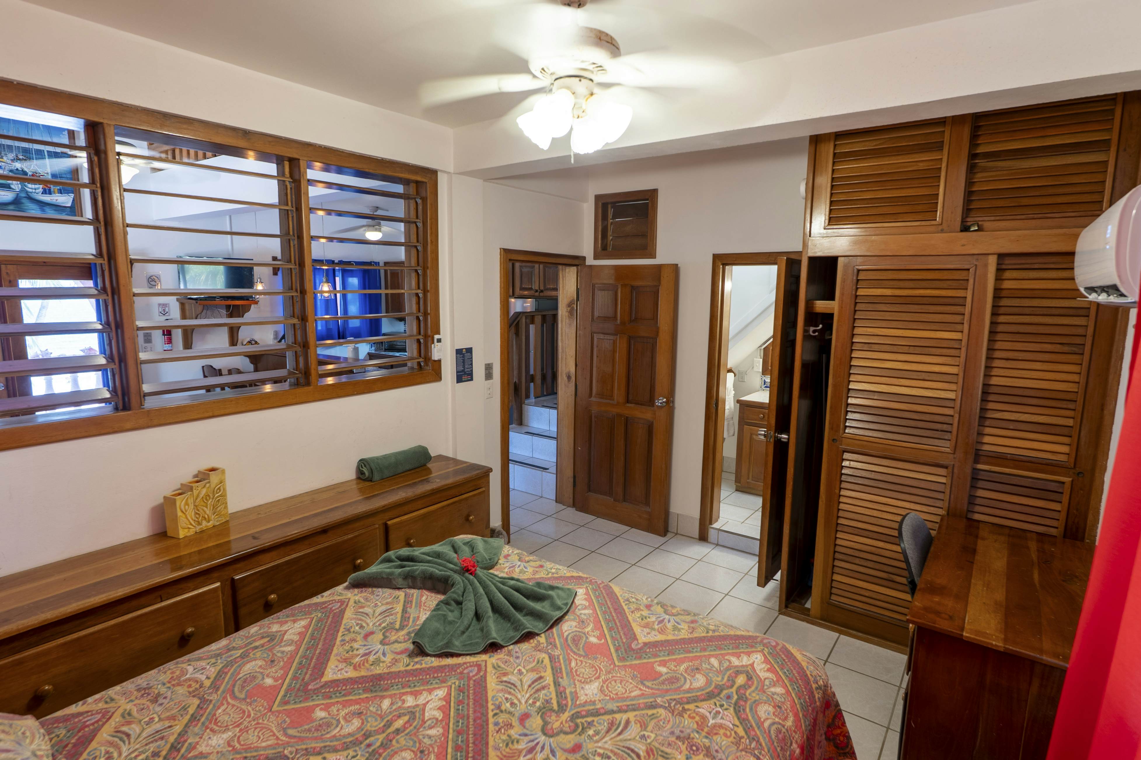 Cacao #18 at Caribe Island  -Gold Standard Certified