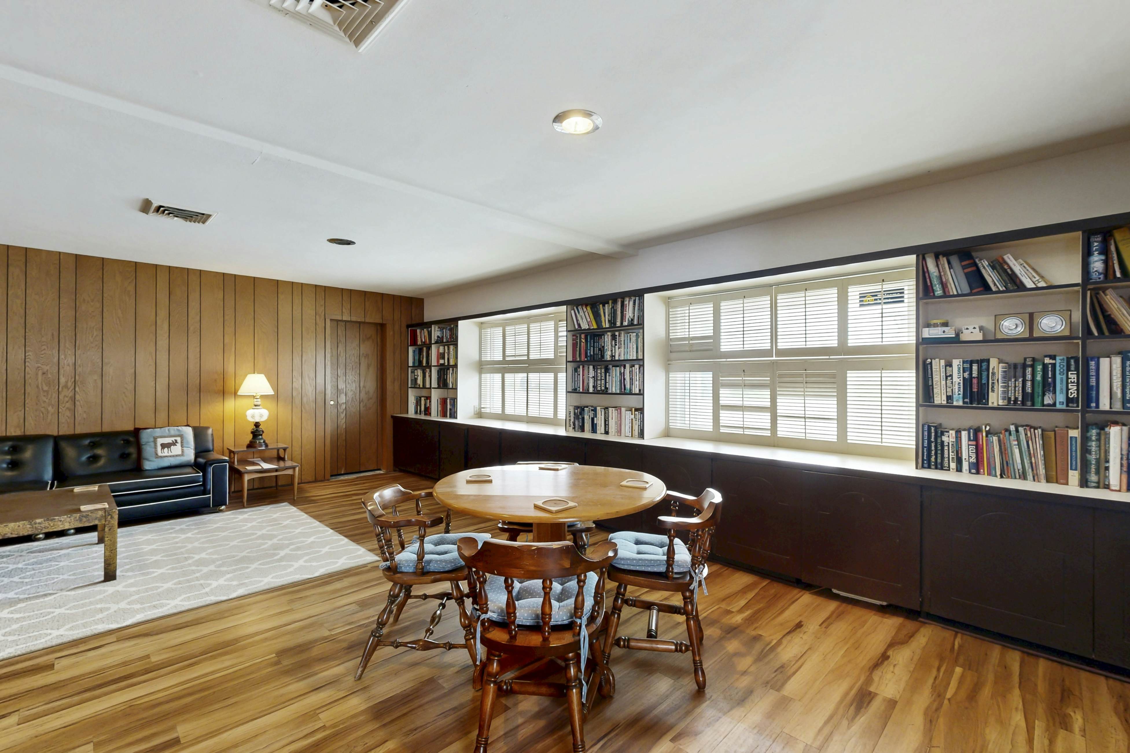 Nana's Vintage Beach House 