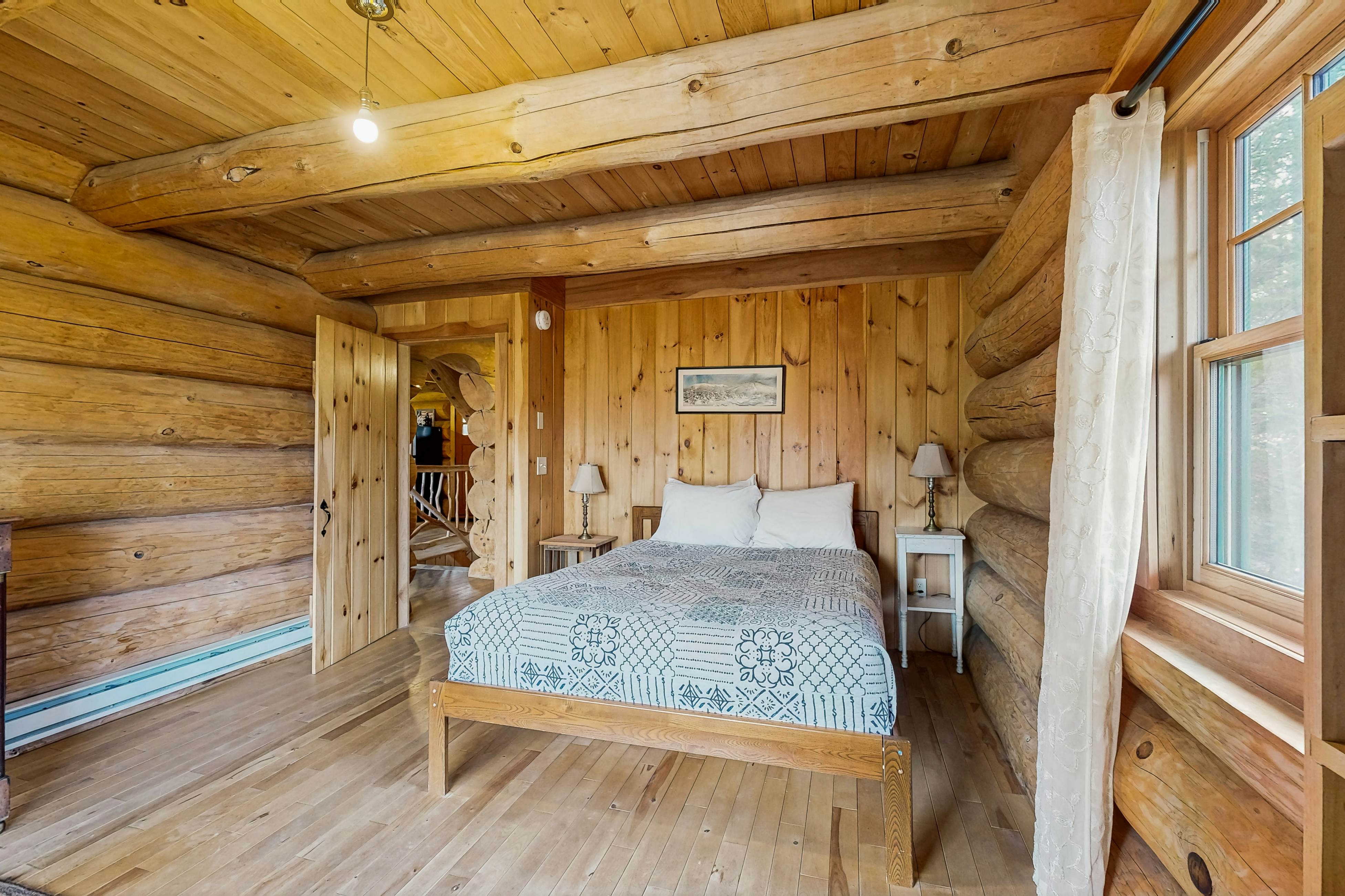 Eaglet Log Home