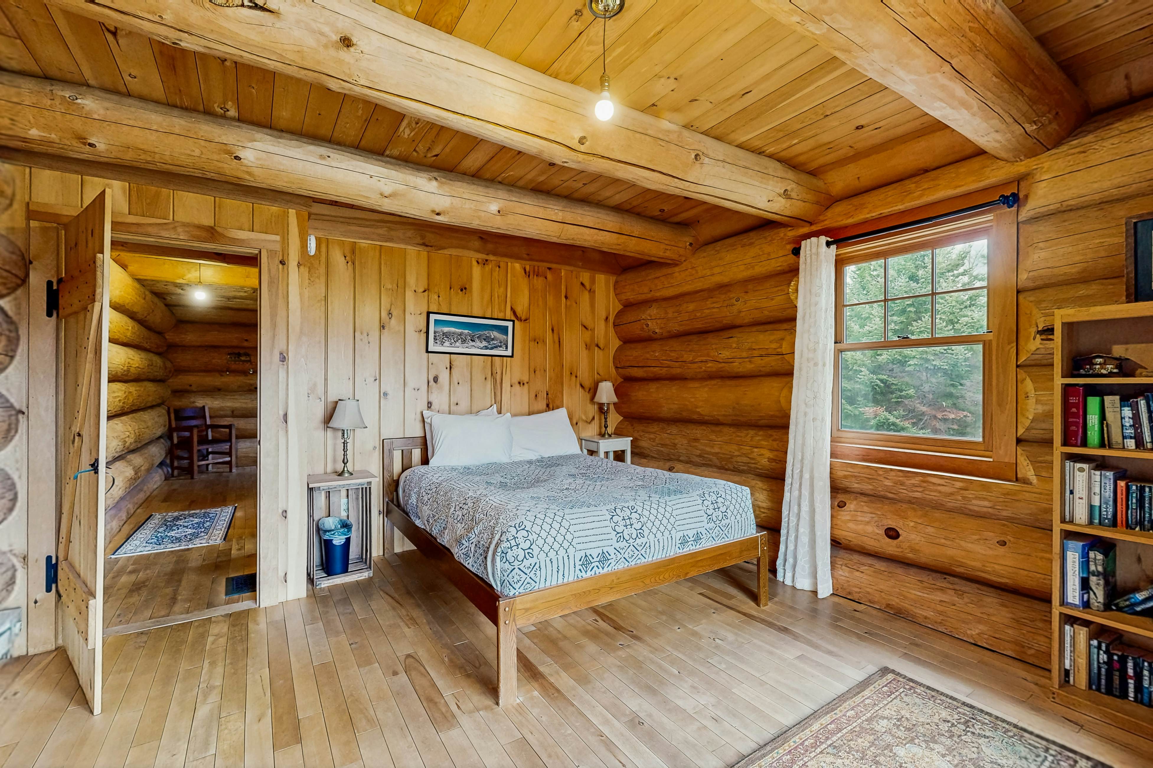 Eaglet Log Home
