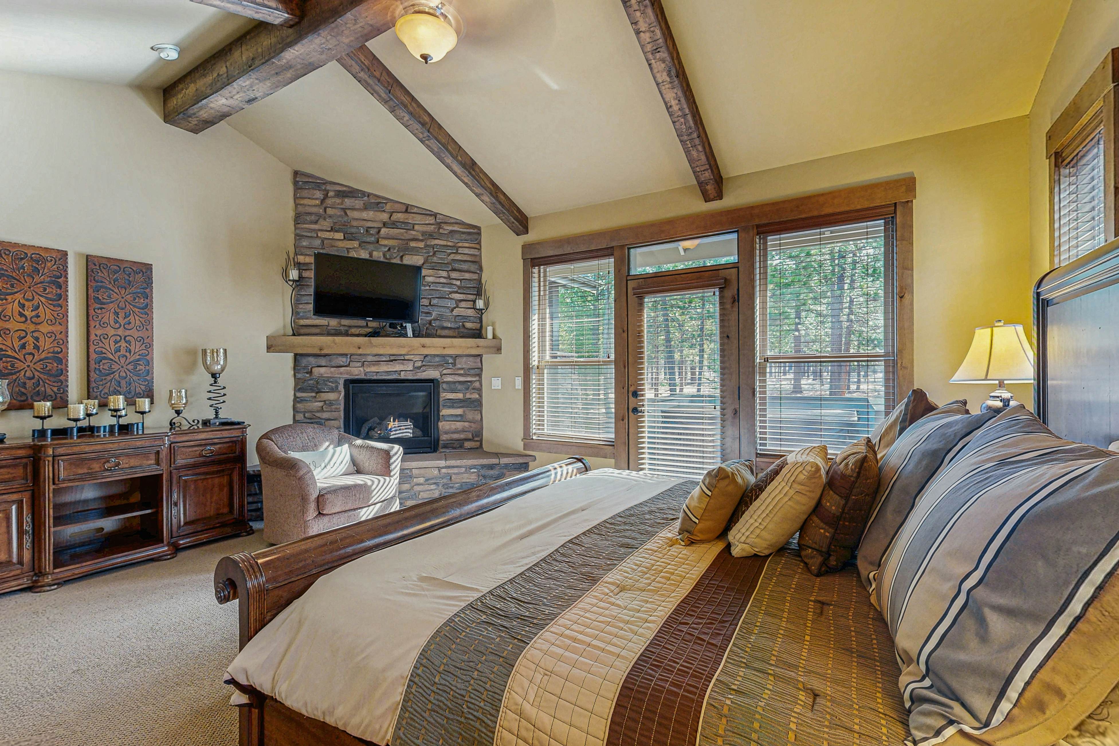 Luxury Home on Dancing Rock