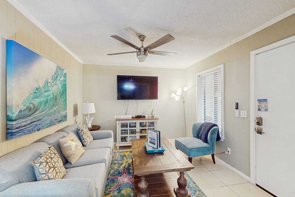 Beach-Themed Condo w/ Free WiFi, Central A/C, Shared Pool, & Tennis Courts — Hilton Head, SC — vacation rental
