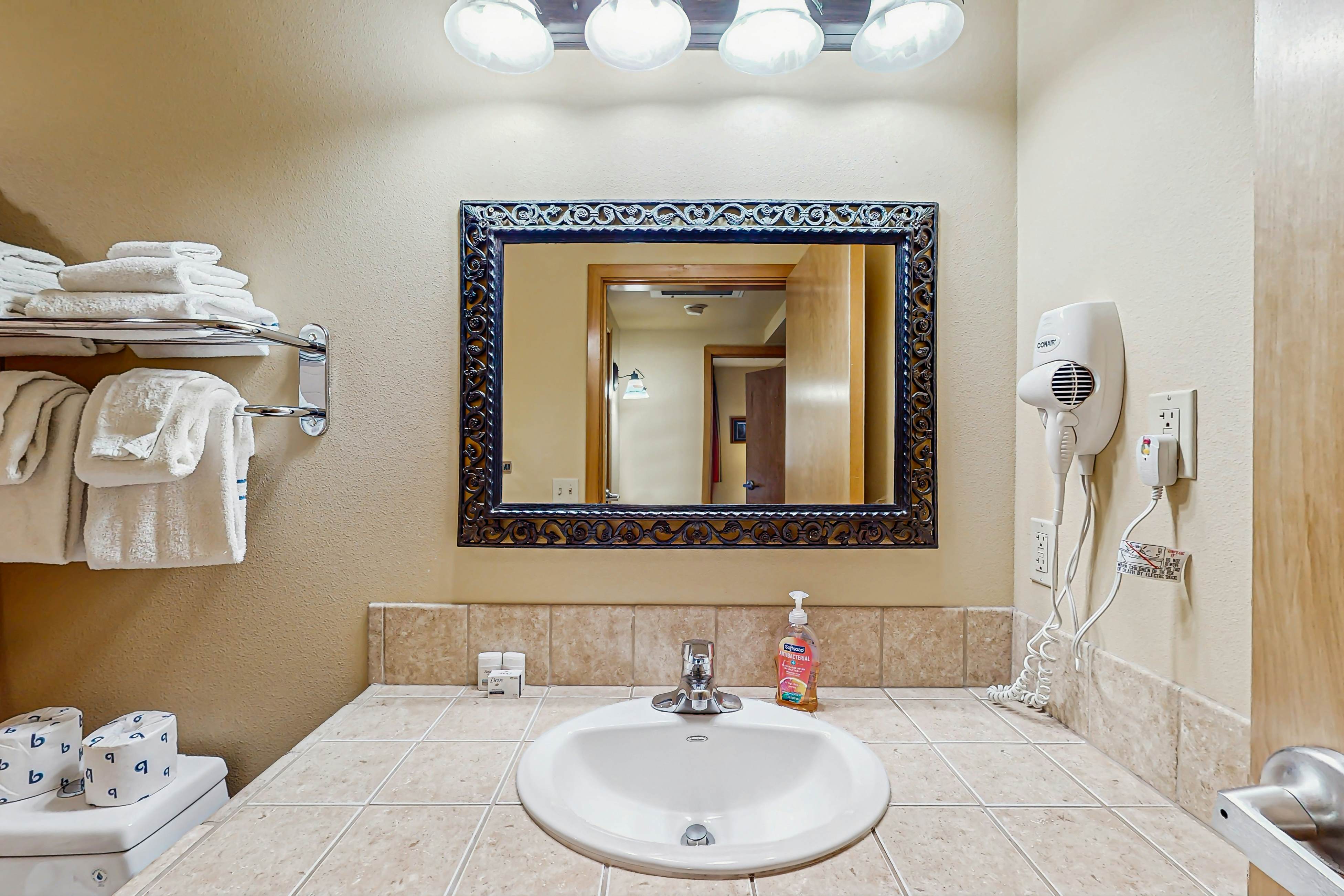 Icicle Village Resort 401 Aspen Abode