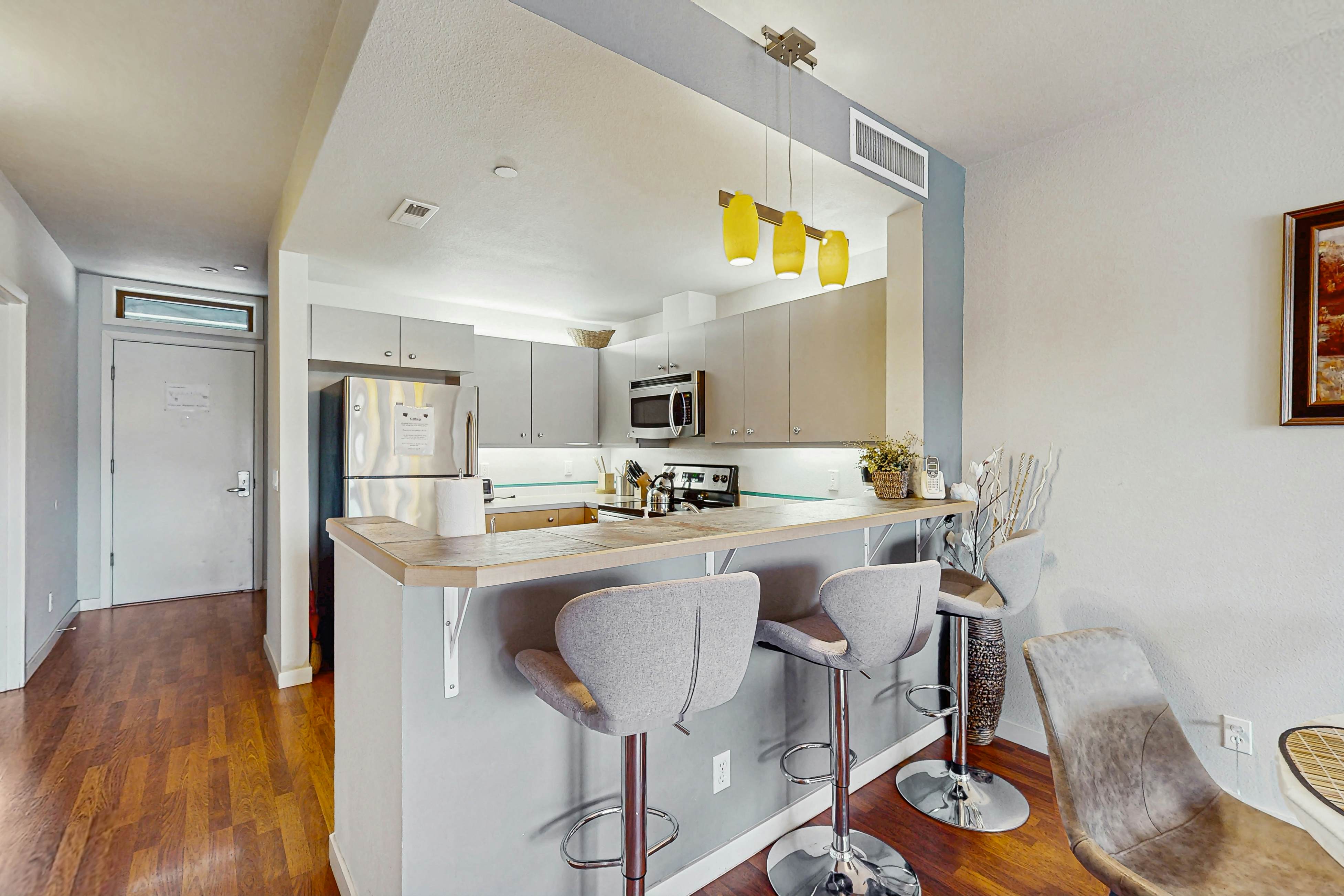 Chelan Resort Suites - Lakeside Serenity #309