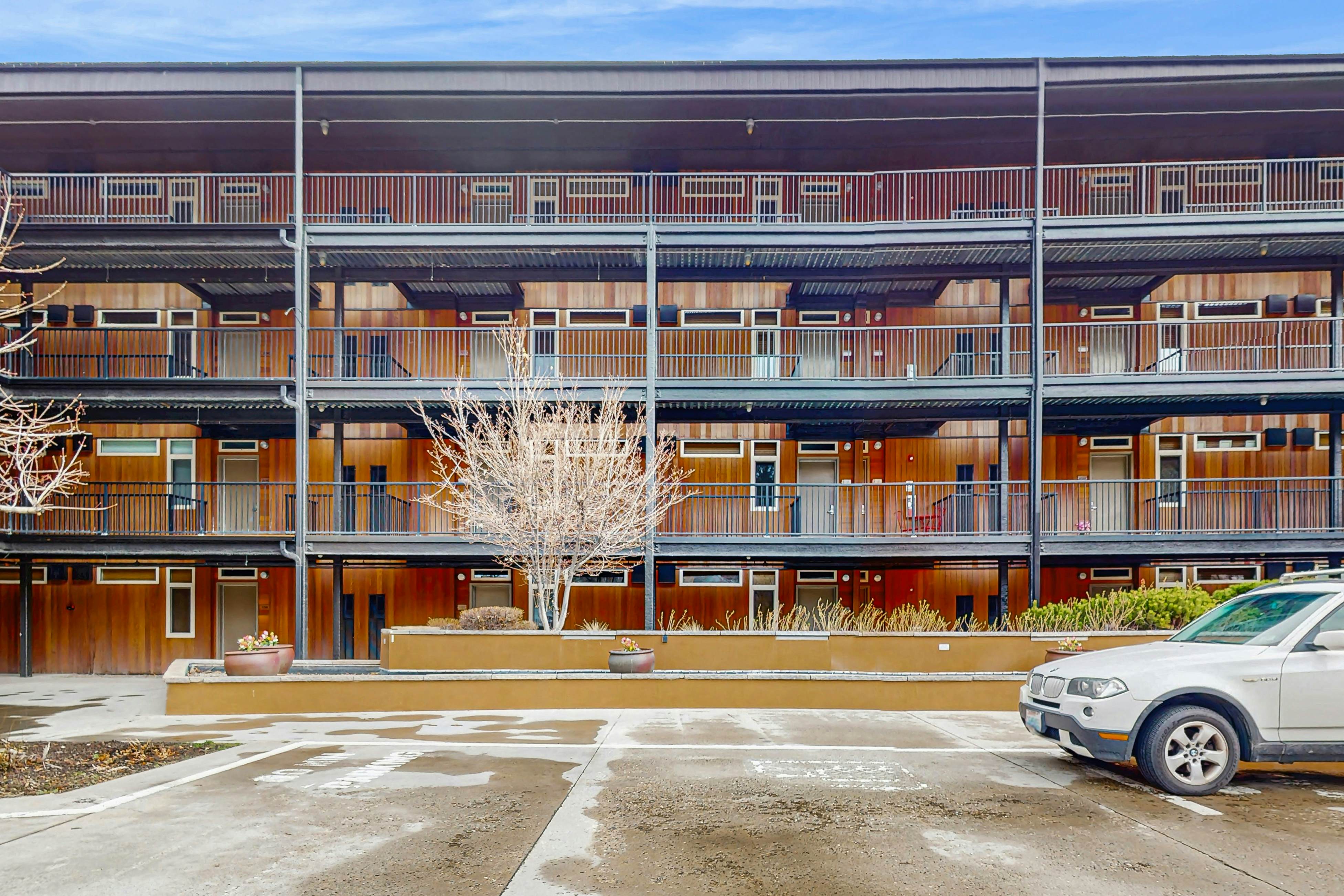 Chelan Resort Suites - Lakeside Serenity #309