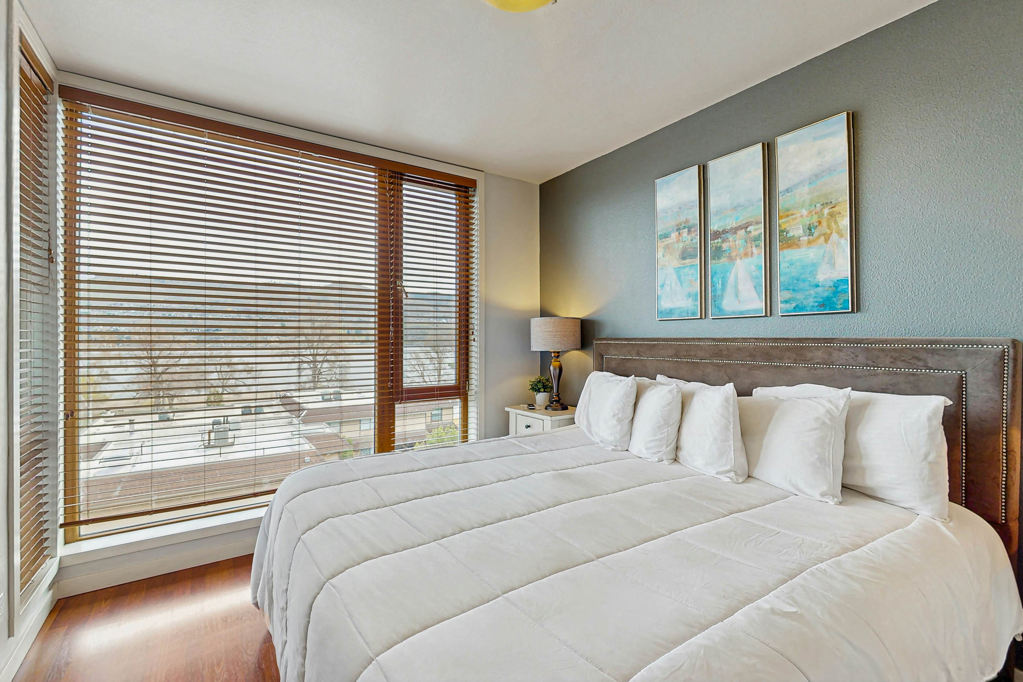 Chelan Resort Suites - Lakeside Serenity #309