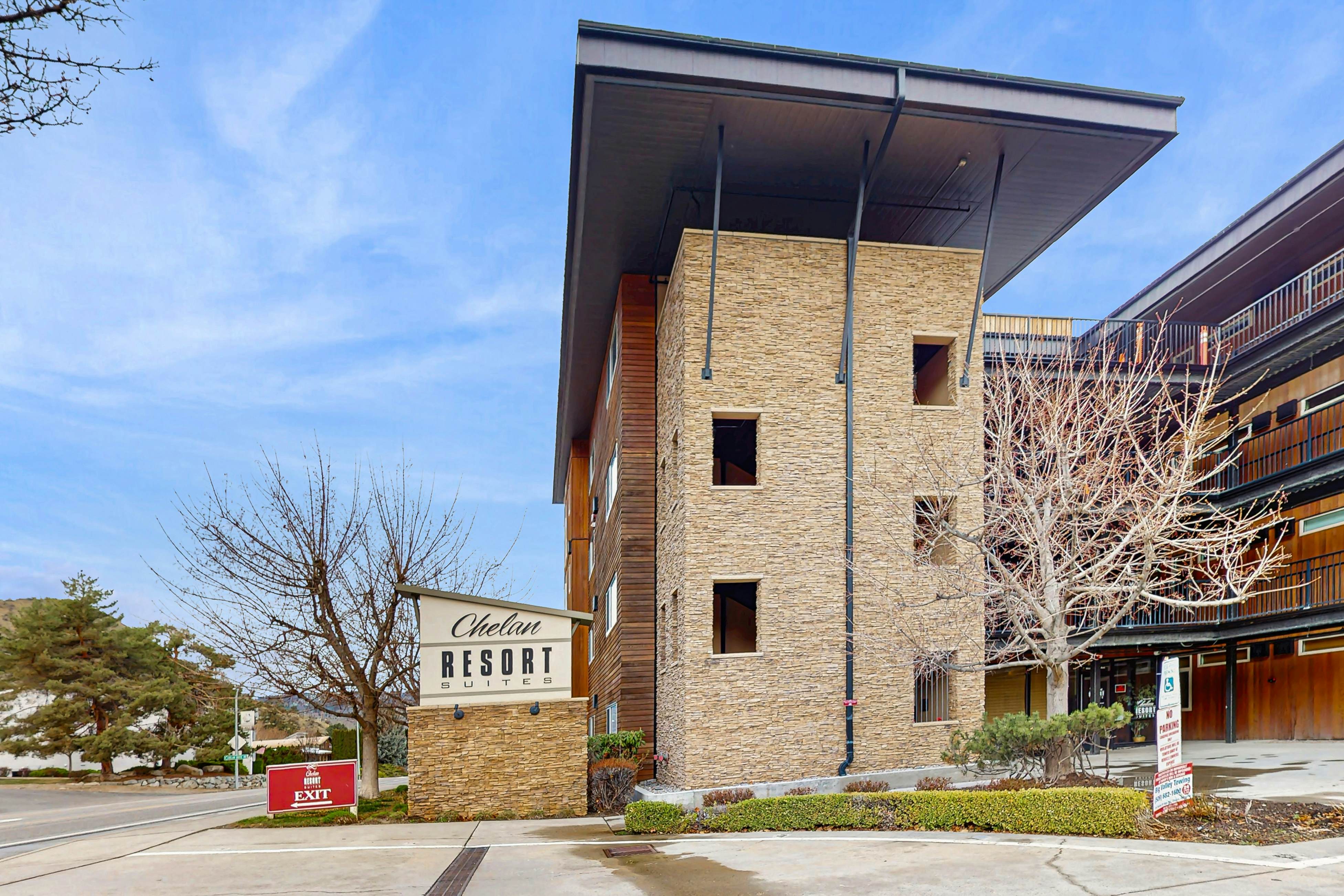 Chelan Resort Suites - Lakeside Serenity #309