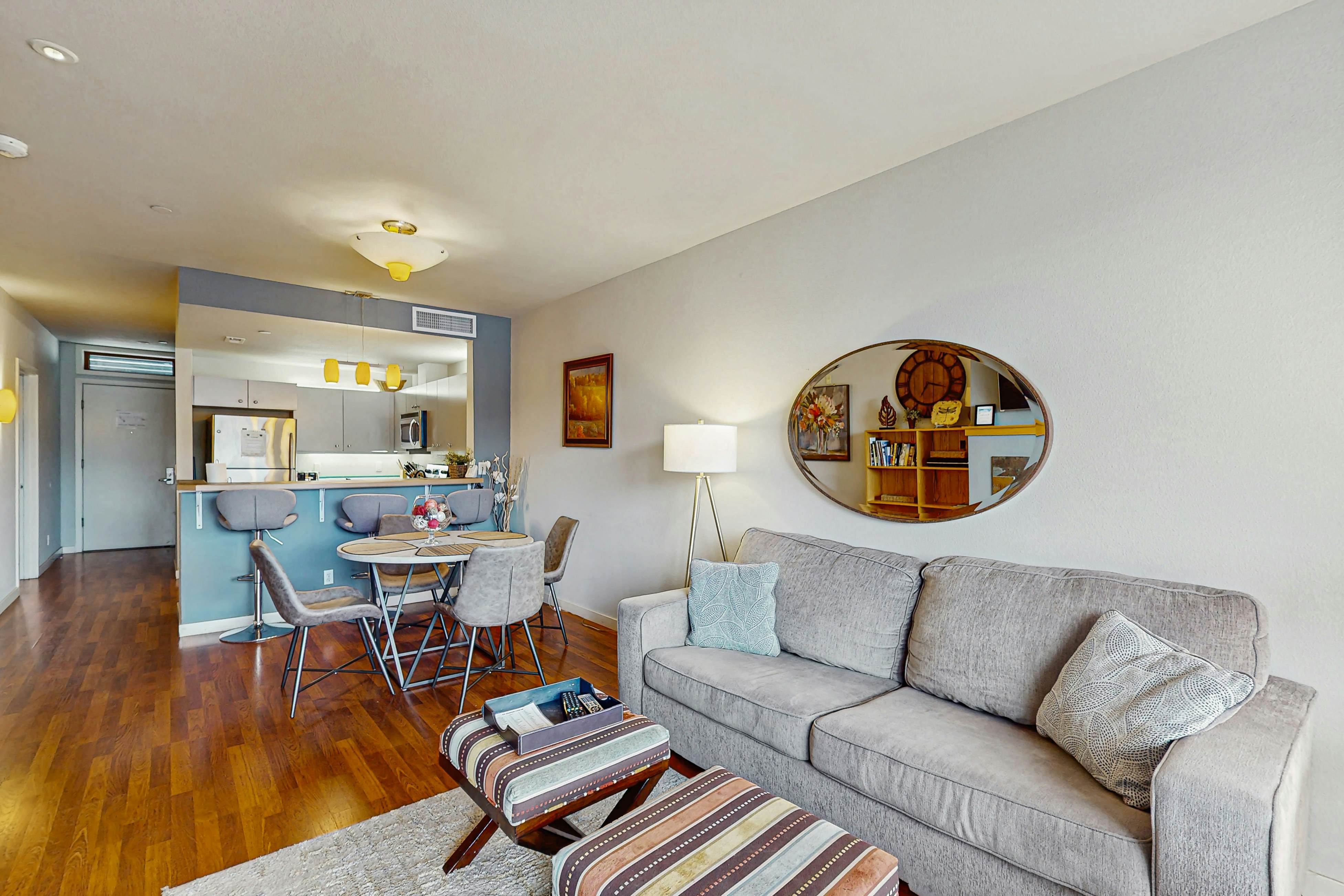 Chelan Resort Suites - Lakeside Serenity #309