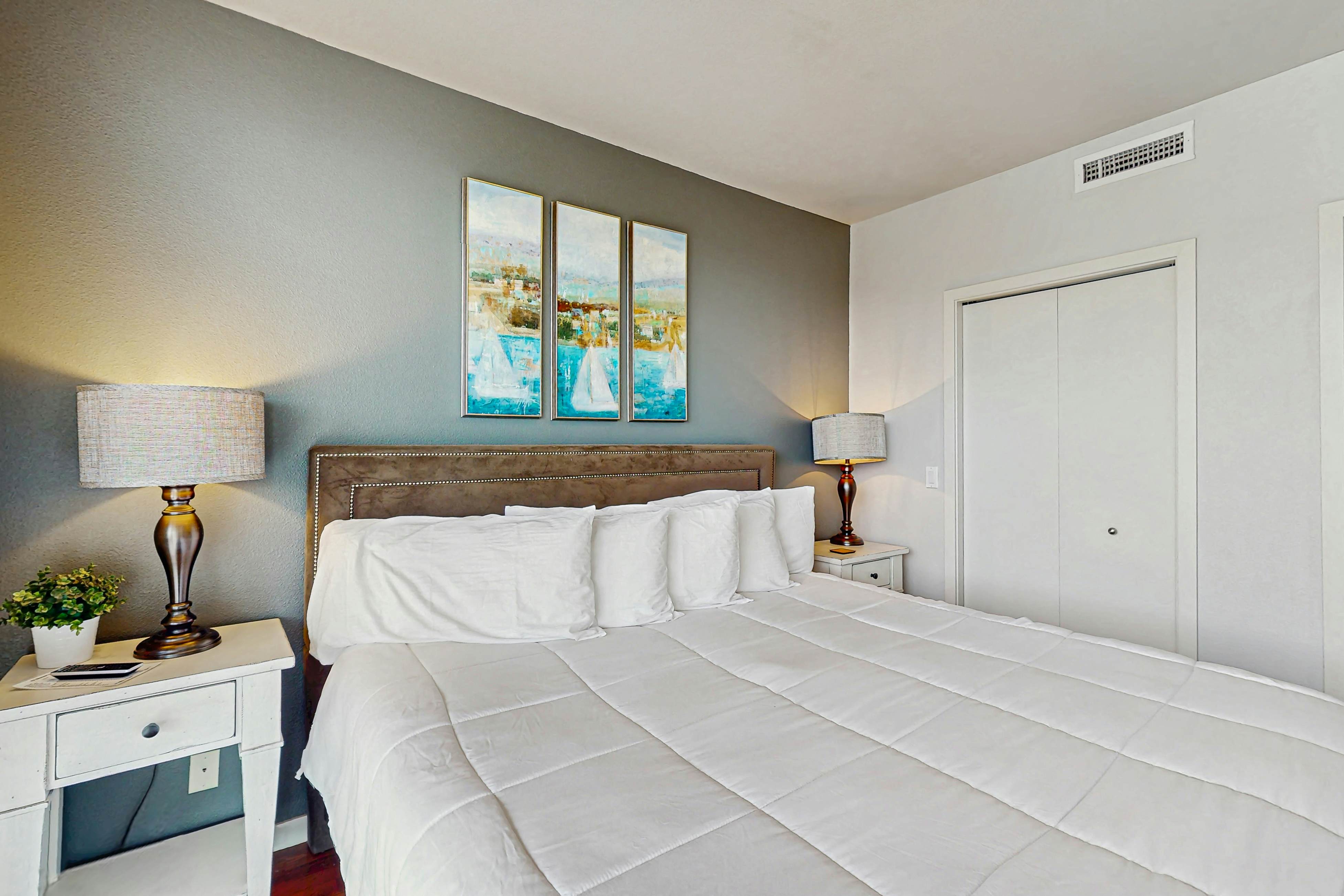 Chelan Resort Suites - Lakeside Serenity #309