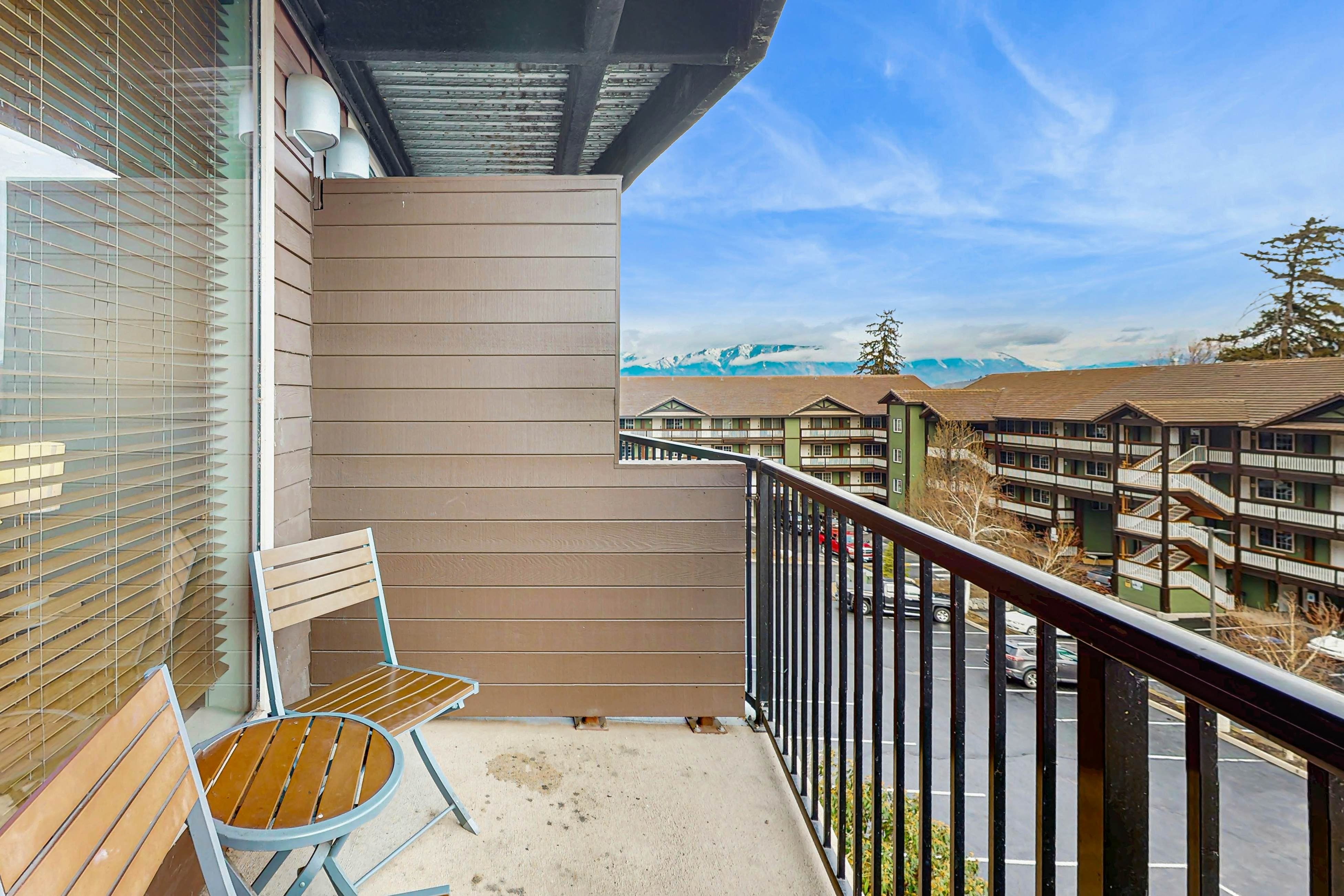 Chelan Resort Suites - Lakeside Serenity #309