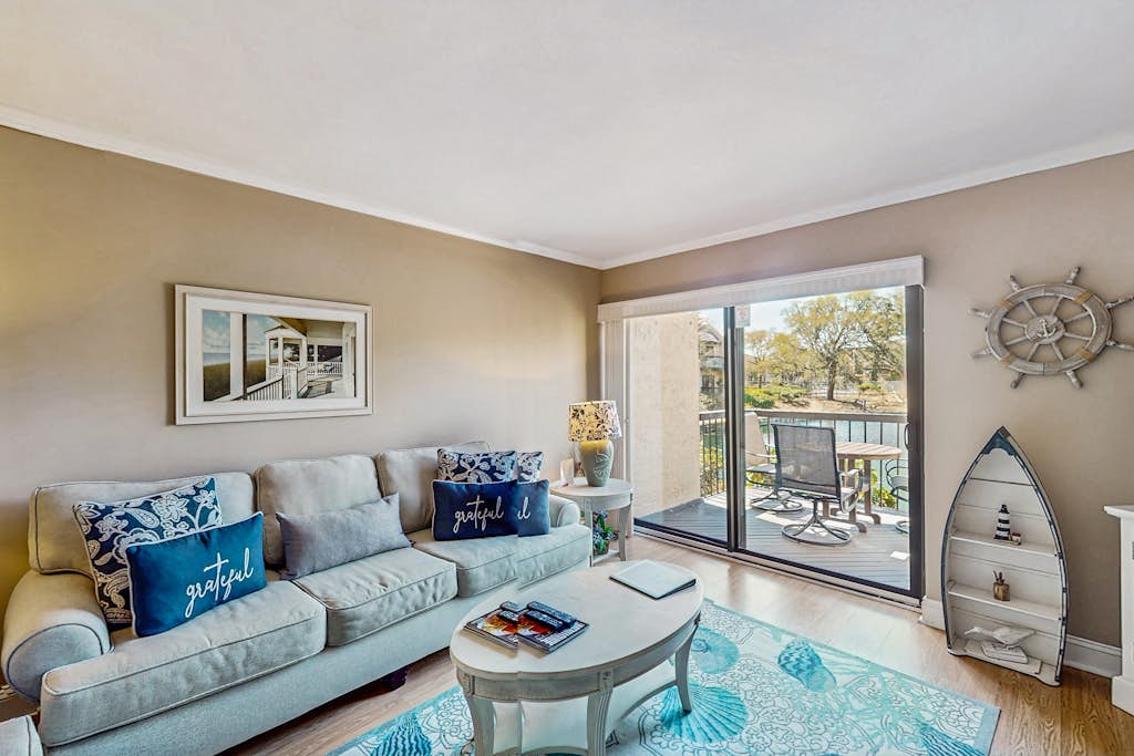 Lagoon waterfront villa with pools, hot tub, & gym - walk to beach — Hilton Head, SC — vacation rental