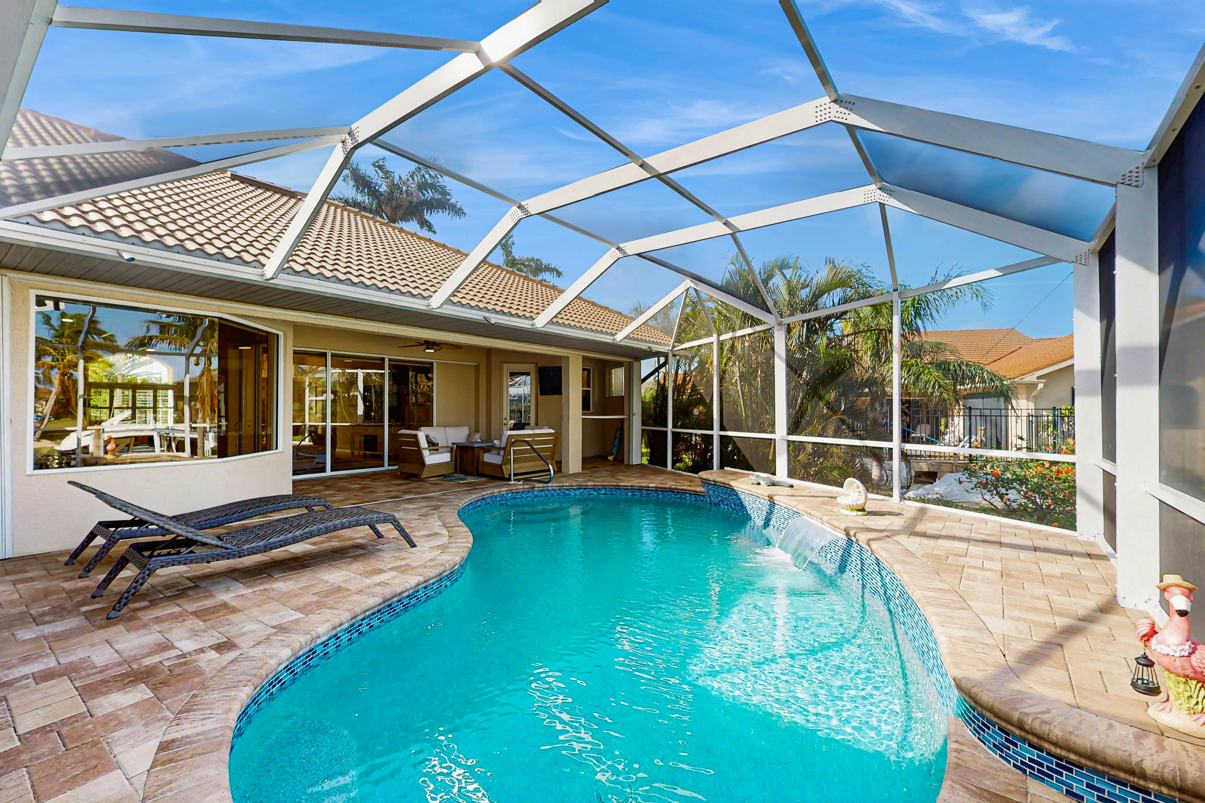 Paradise Palms of the Florida Gulf