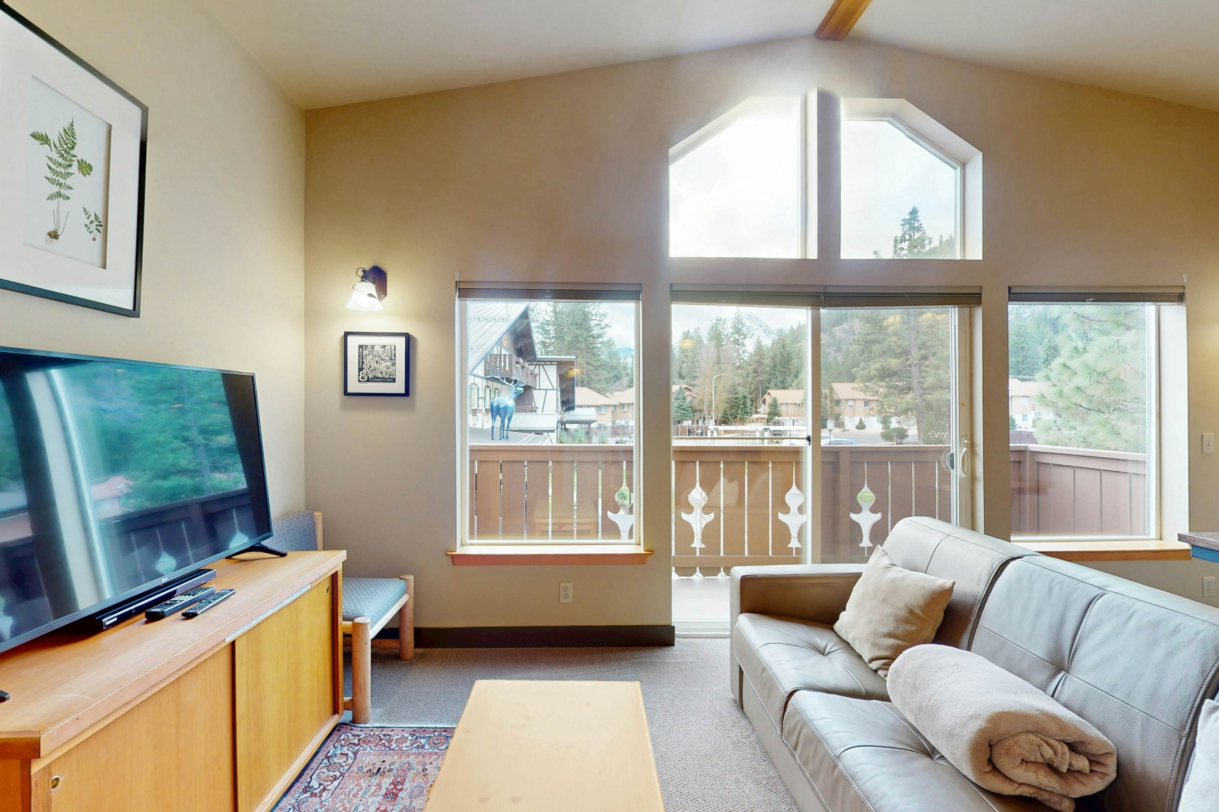 Icicle Village Resort 507 - Alpenglow Condo