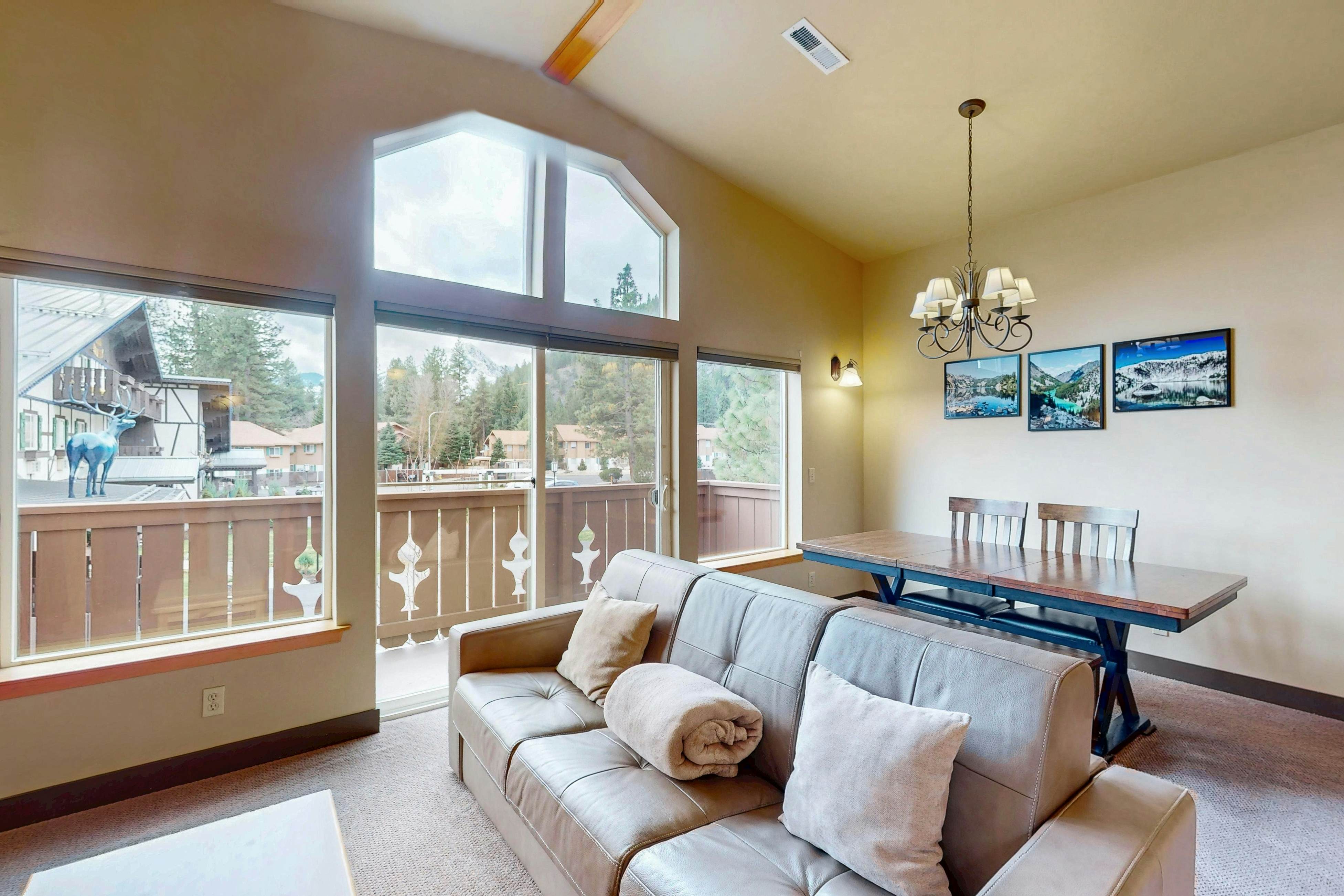 Icicle Village Resort 507 - Alpenglow Condo