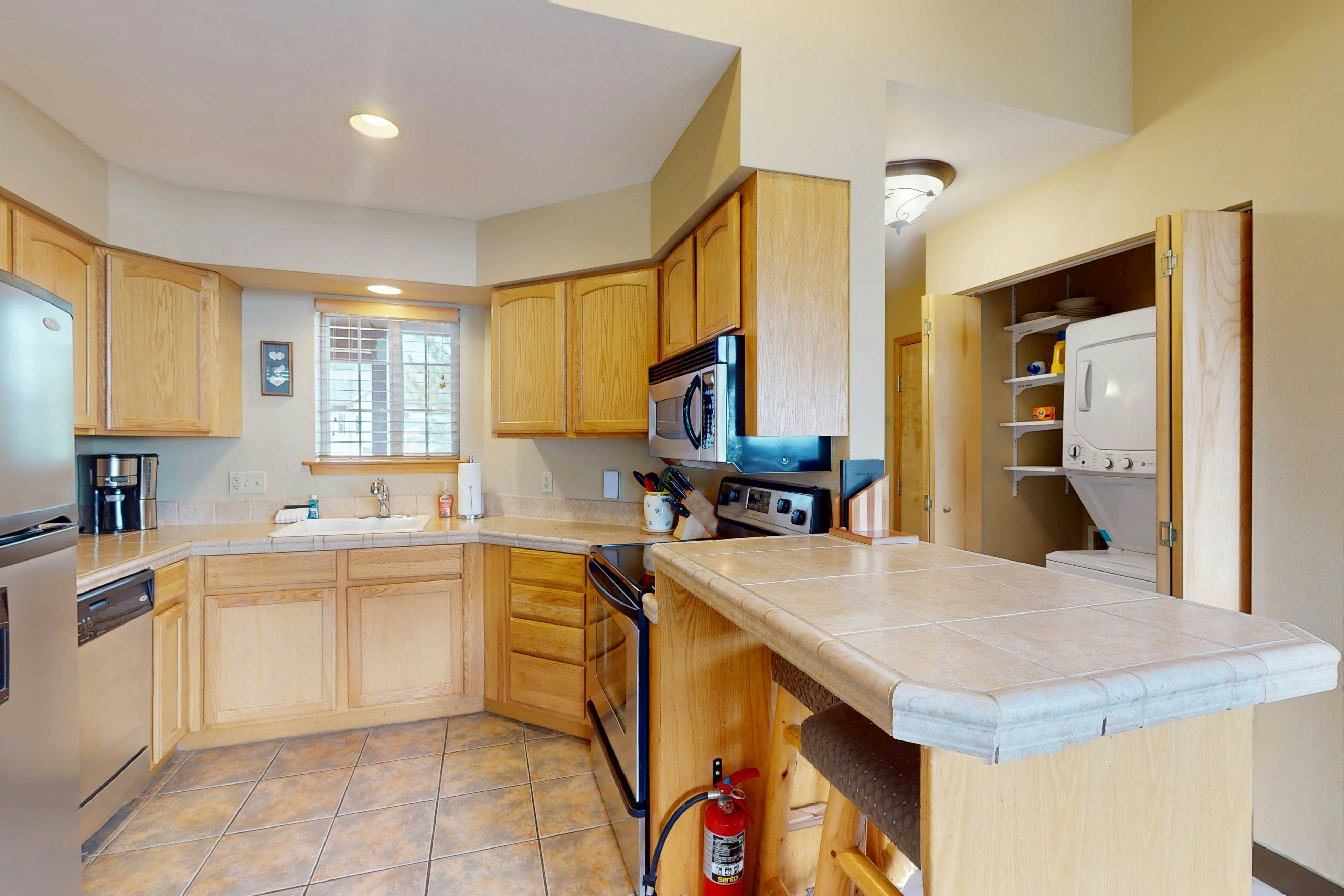 Icicle Village Resort 507 - Alpenglow Condo