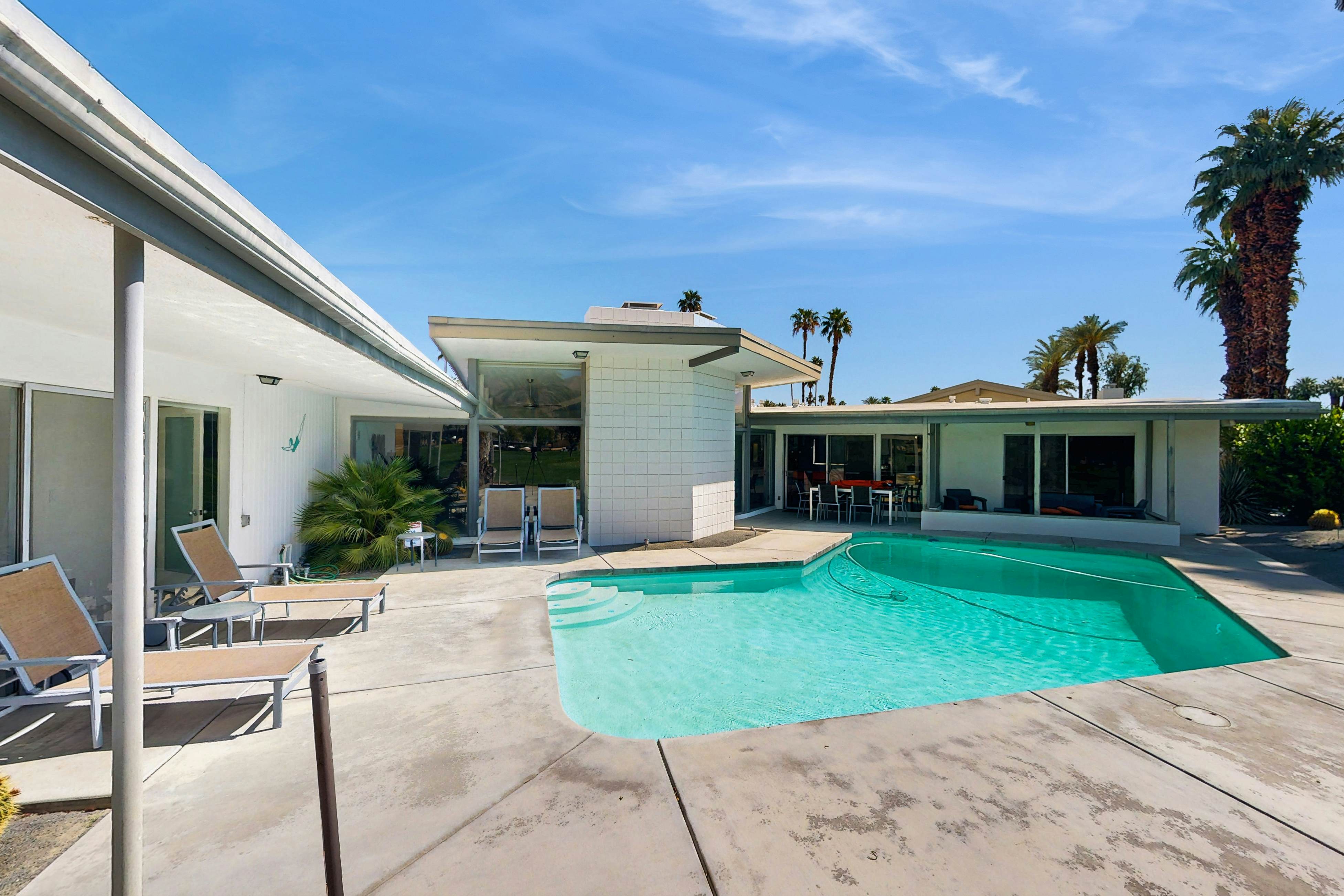 Mod Reflections at Tamarisk