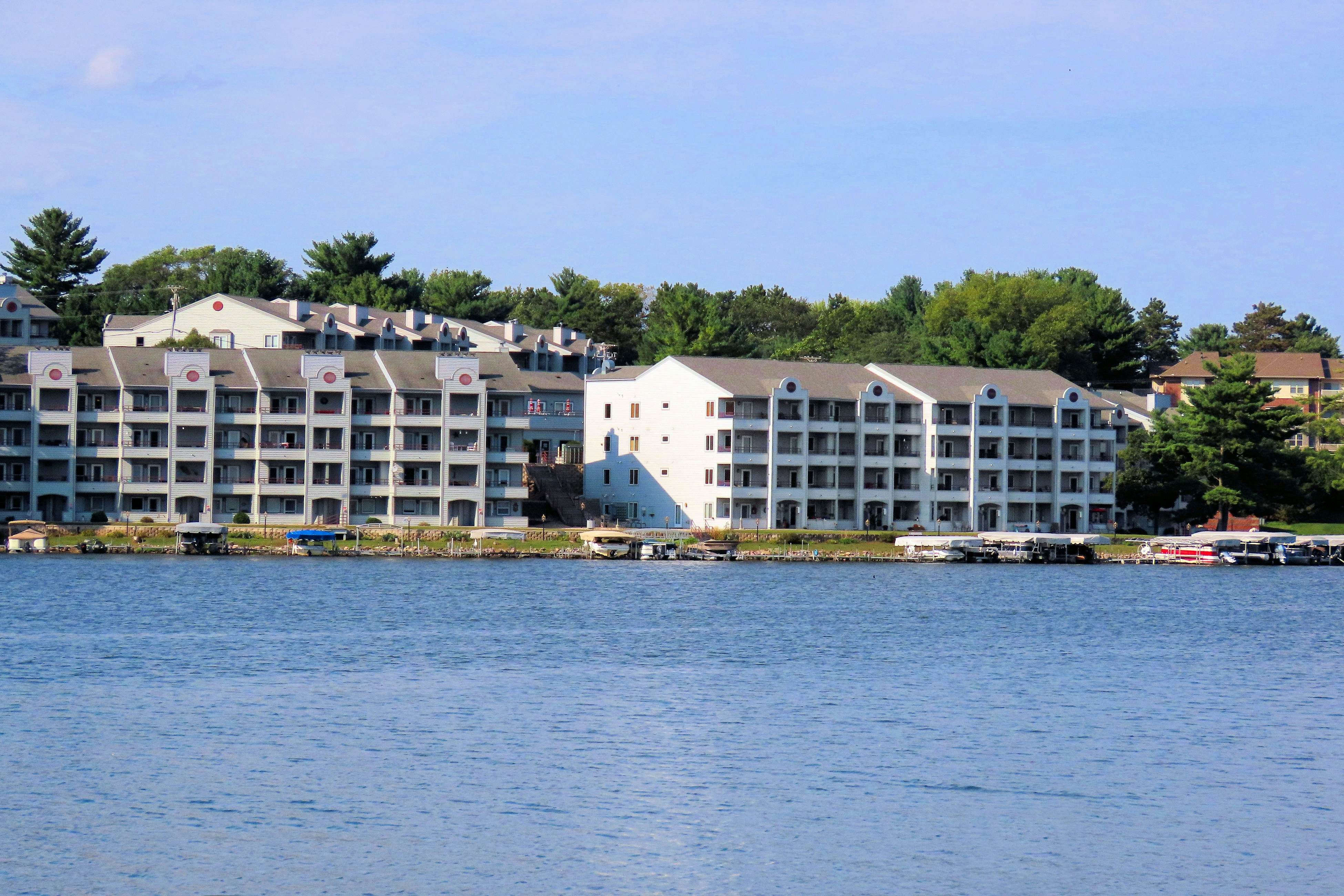 Lighthouse Cove Condo Resort Unit 418 