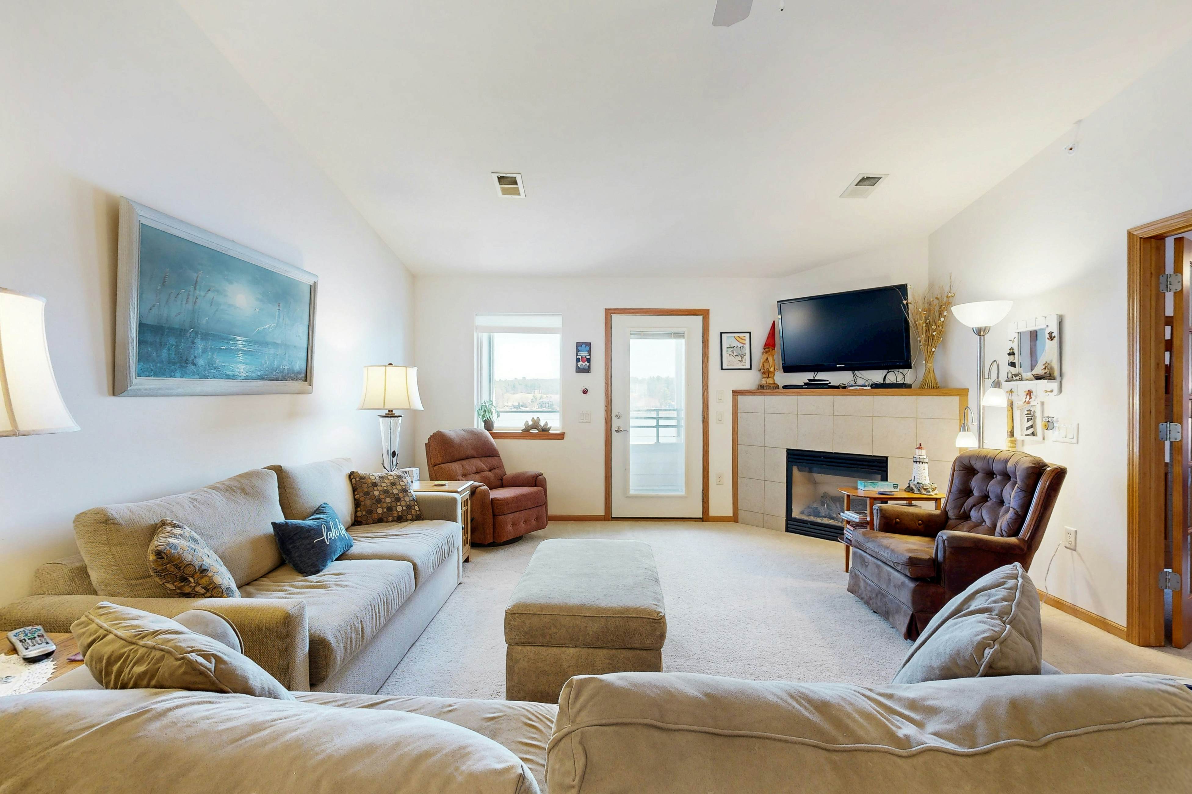 Lighthouse Cove Condo Resort Unit 418 