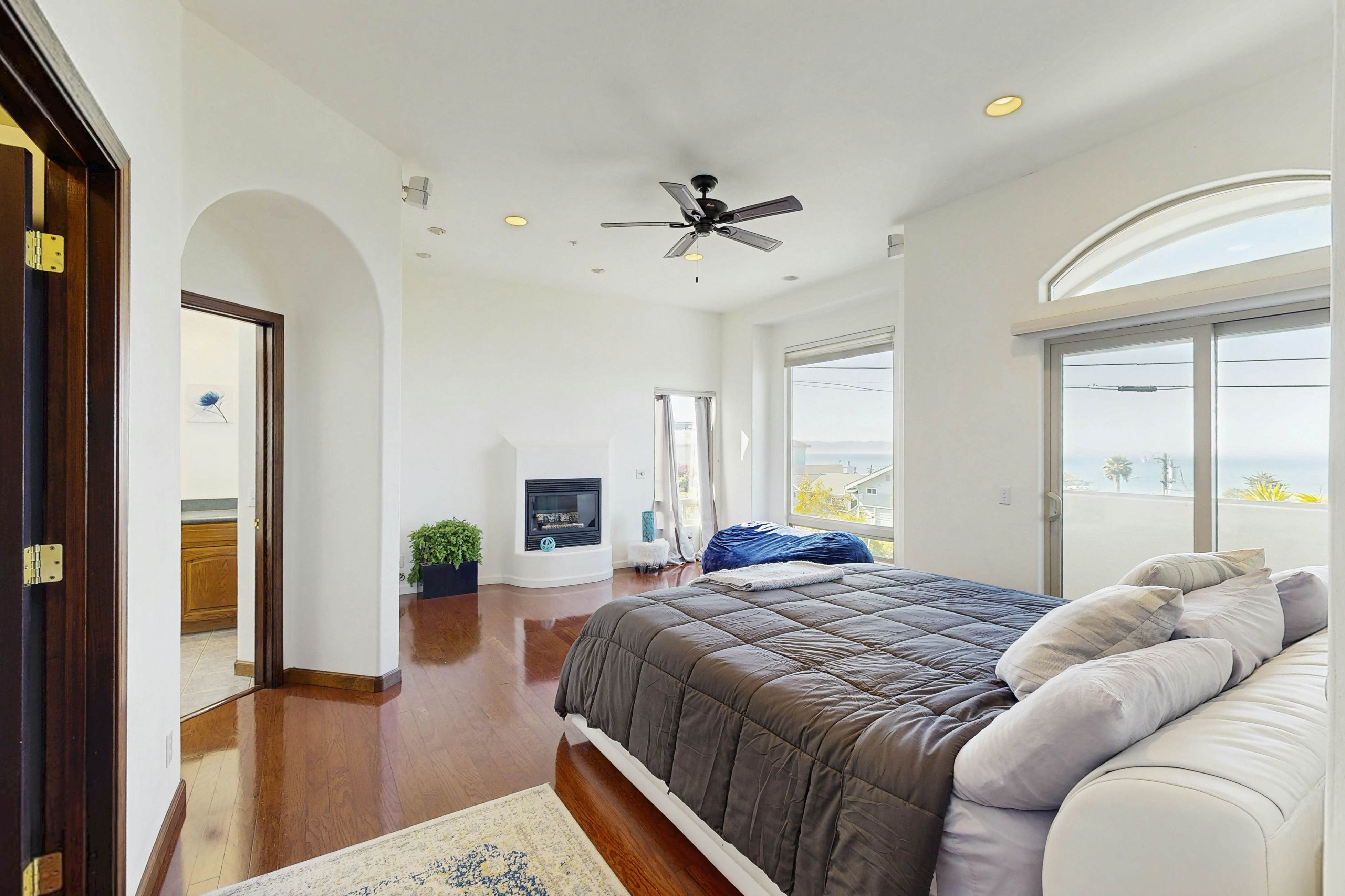 Park Avenue Beach Life