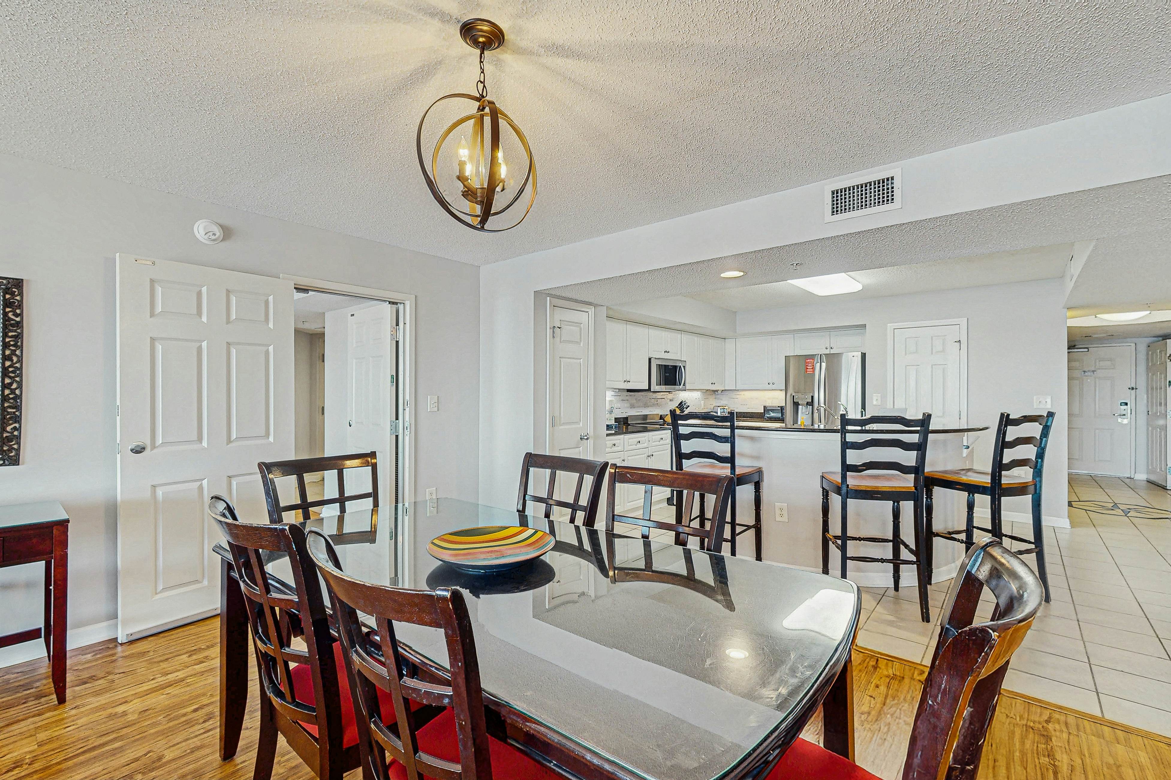 Yacht Club Villas 2-304