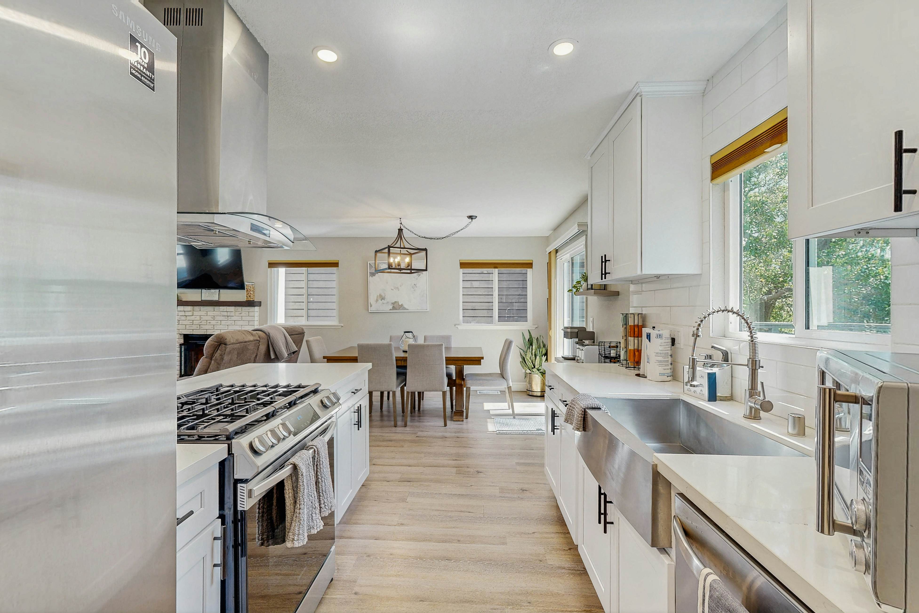 Wanderlust Cambria Seaside Village