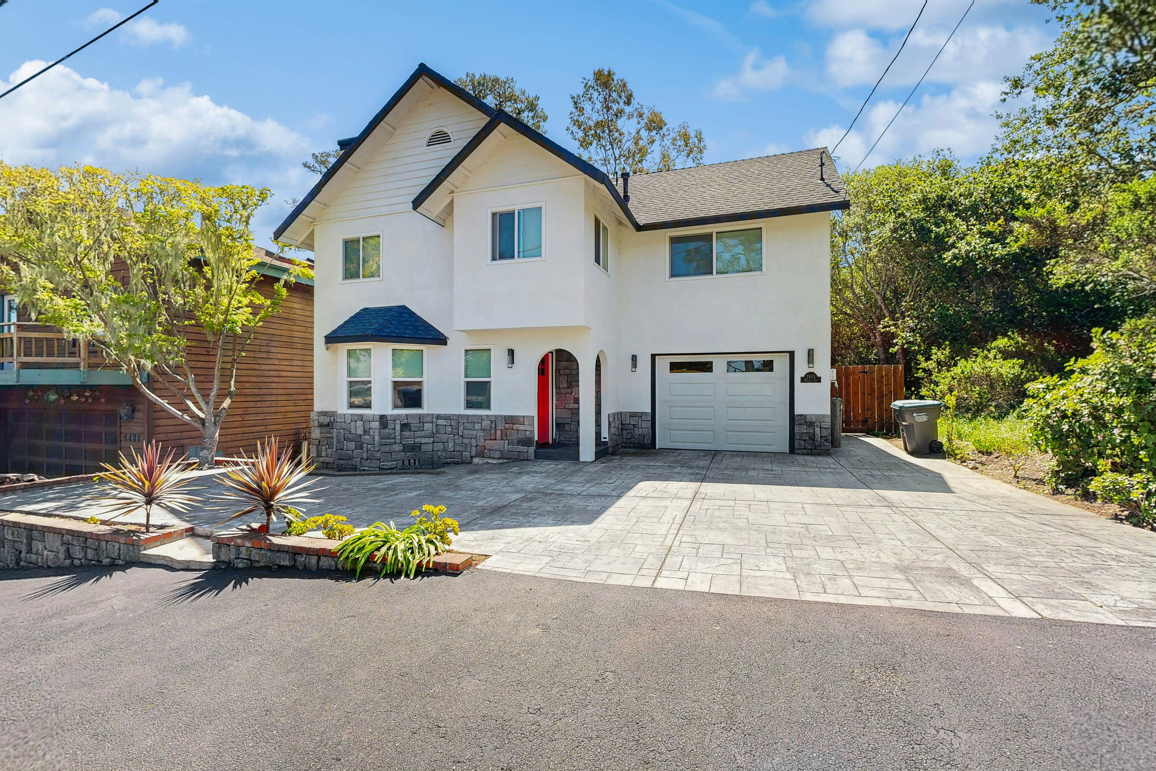 Wanderlust Cambria Seaside Village