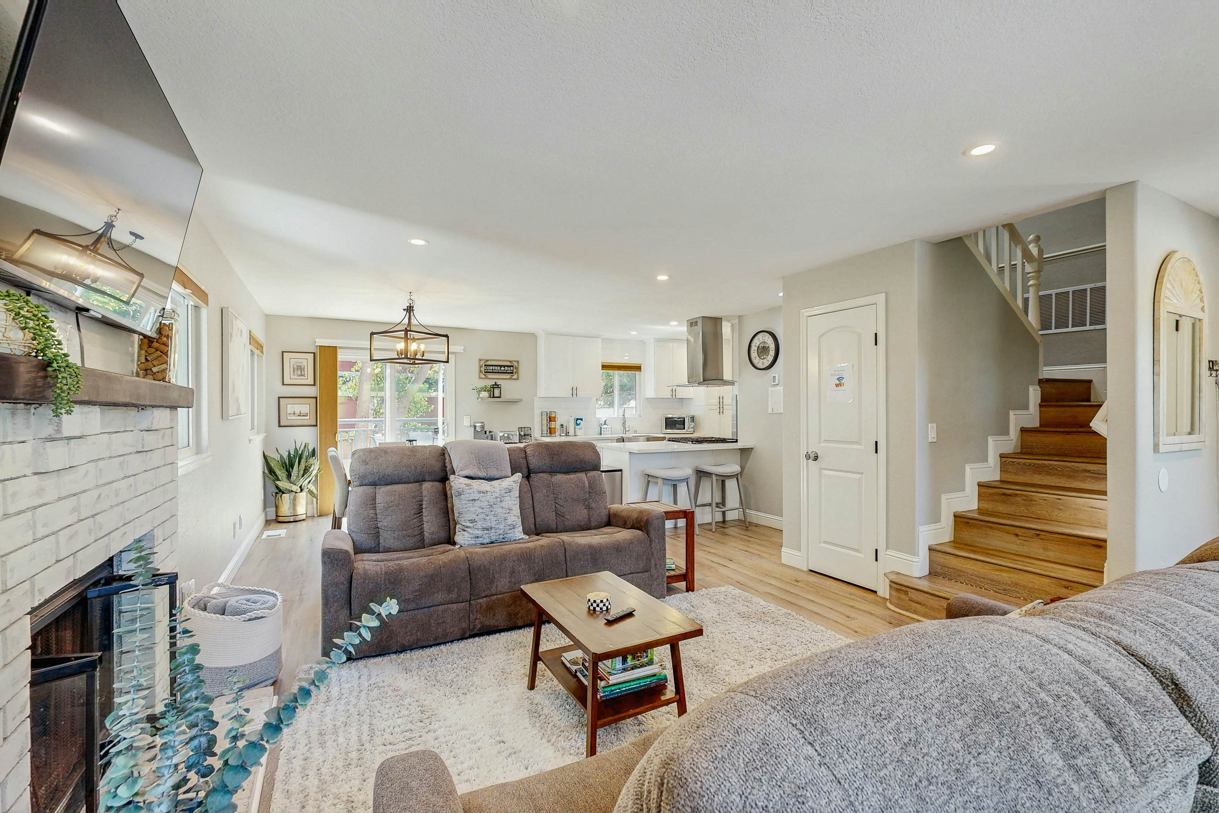 Wanderlust Cambria Seaside Village