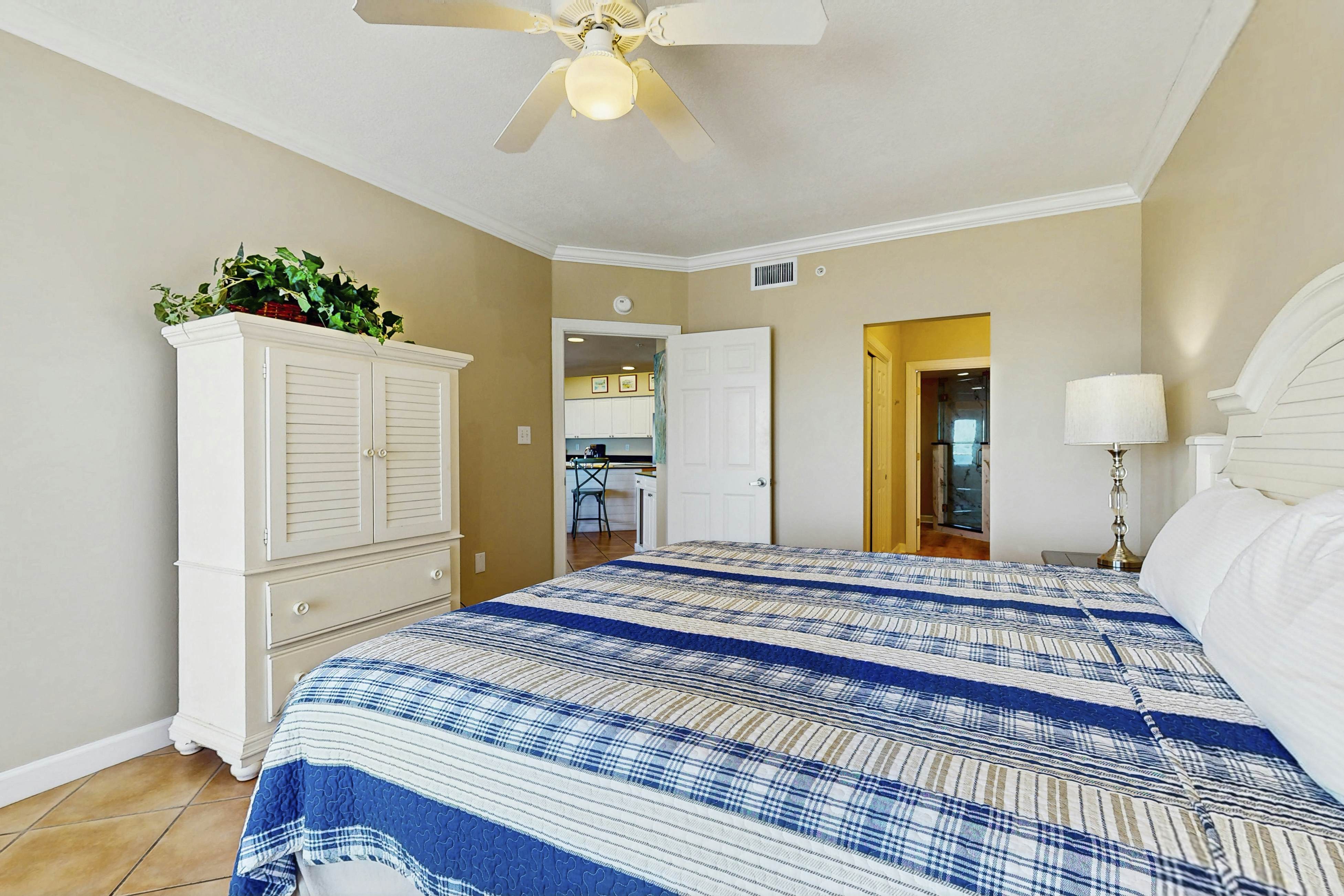 Admirals Quarters 1207