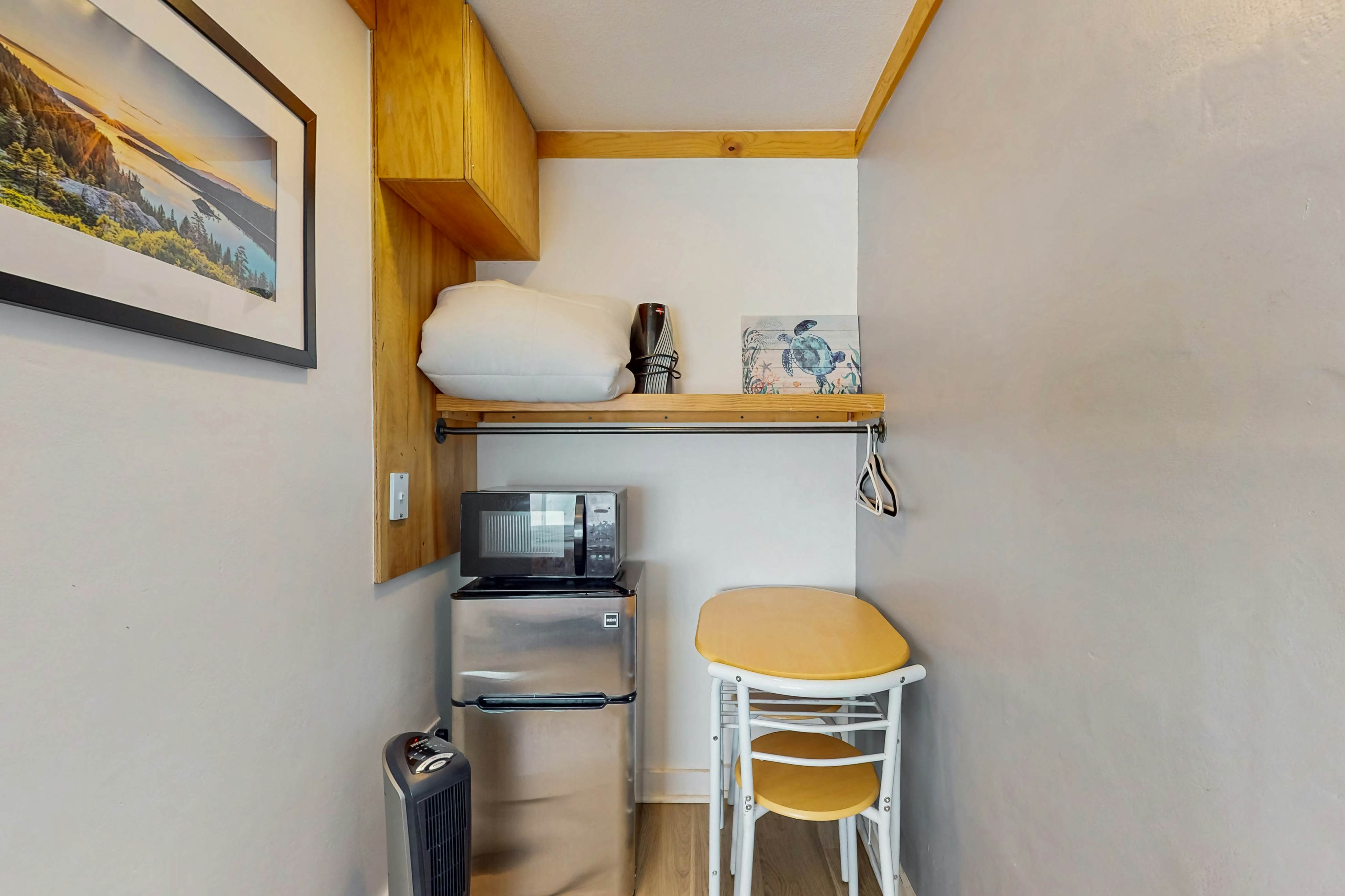 hidden image preload