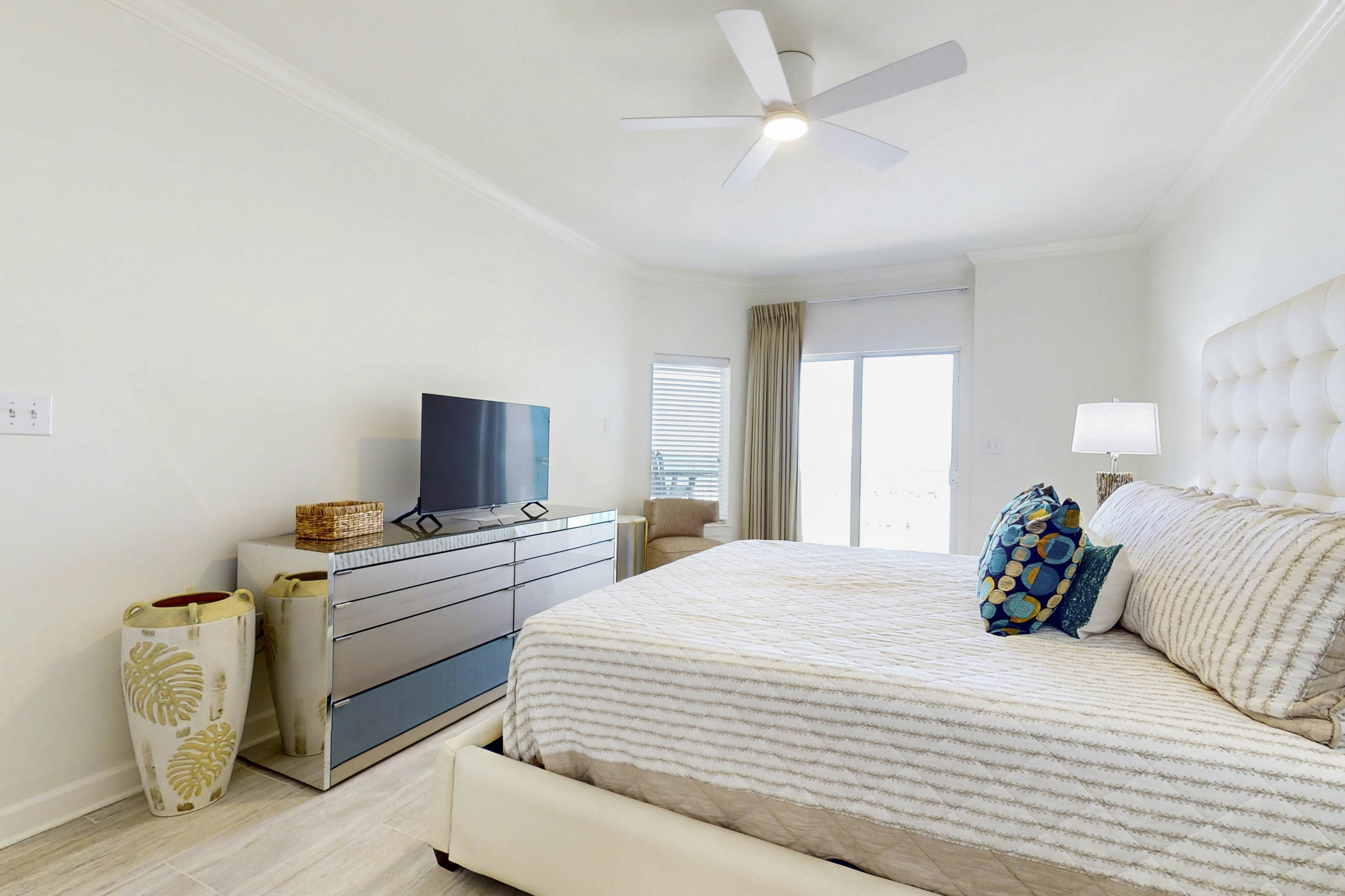 Admirals Quarters 203