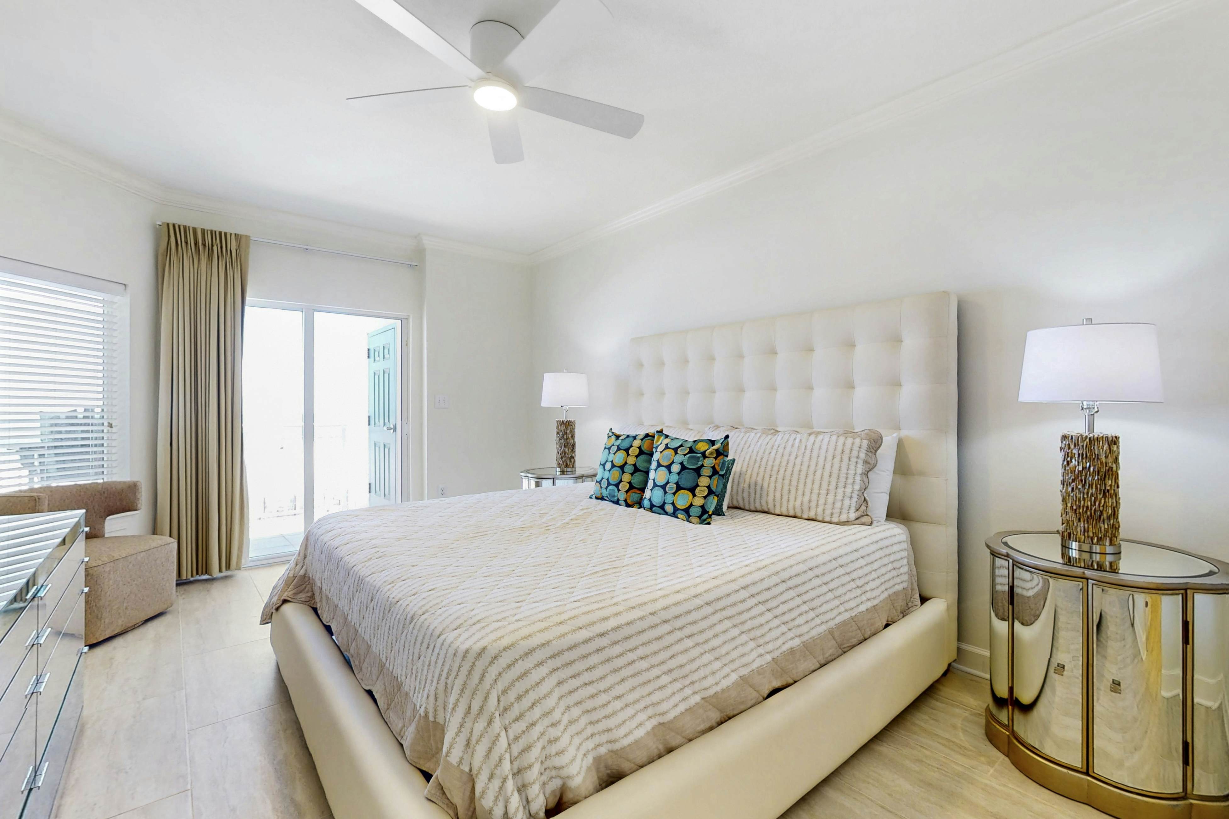 Admirals Quarters 203