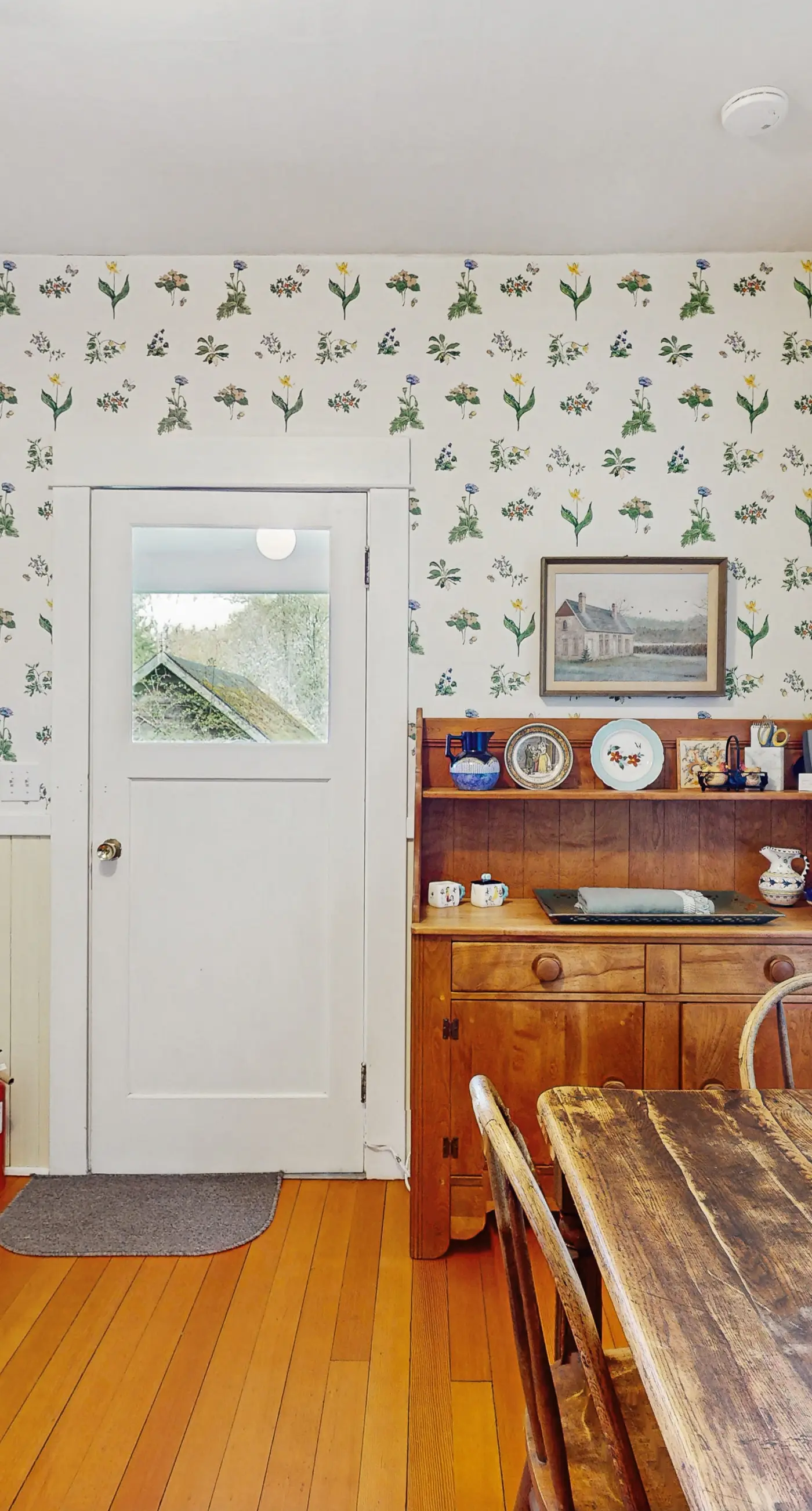 Sunny Hill Farmhouse