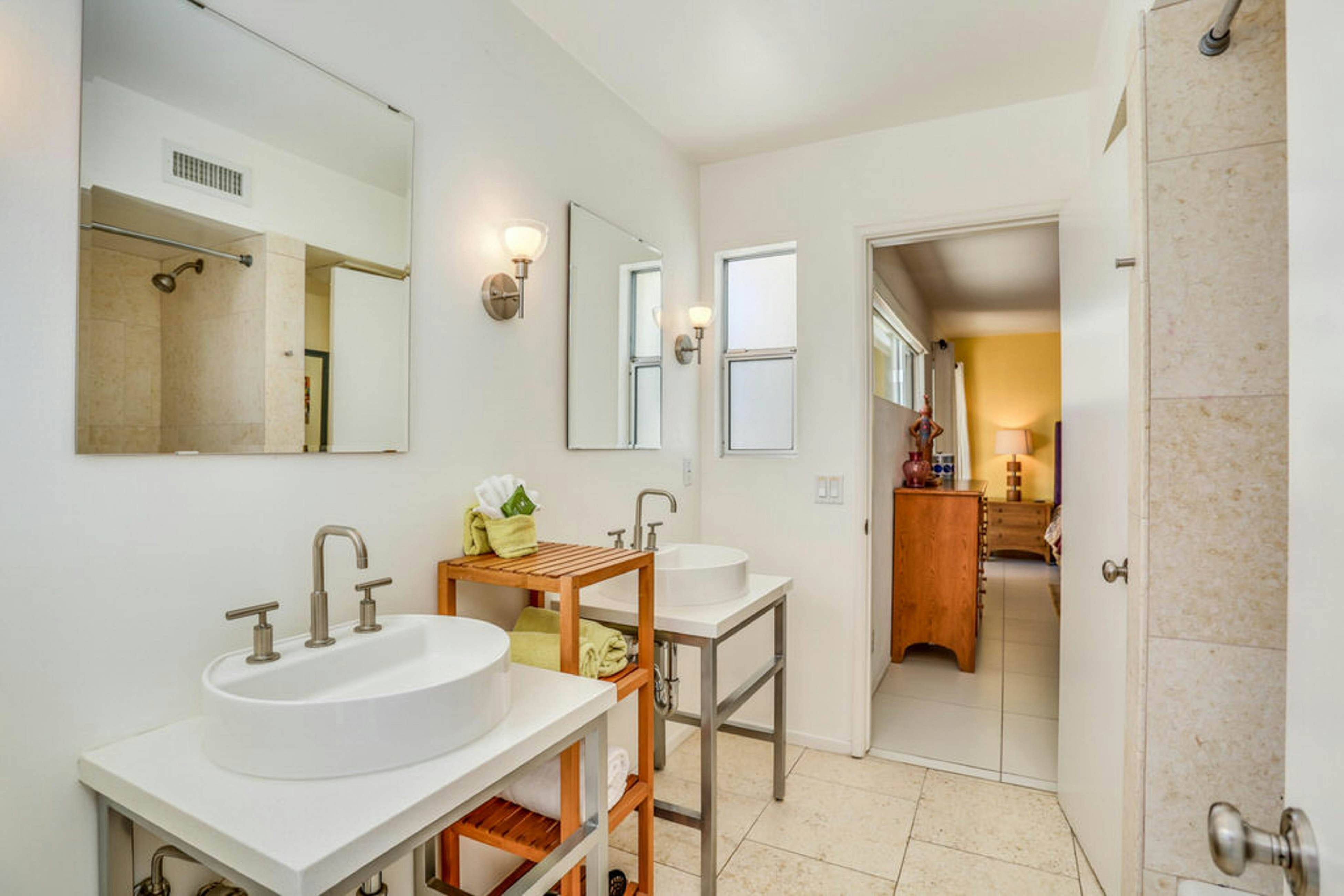 The Martini House - 380