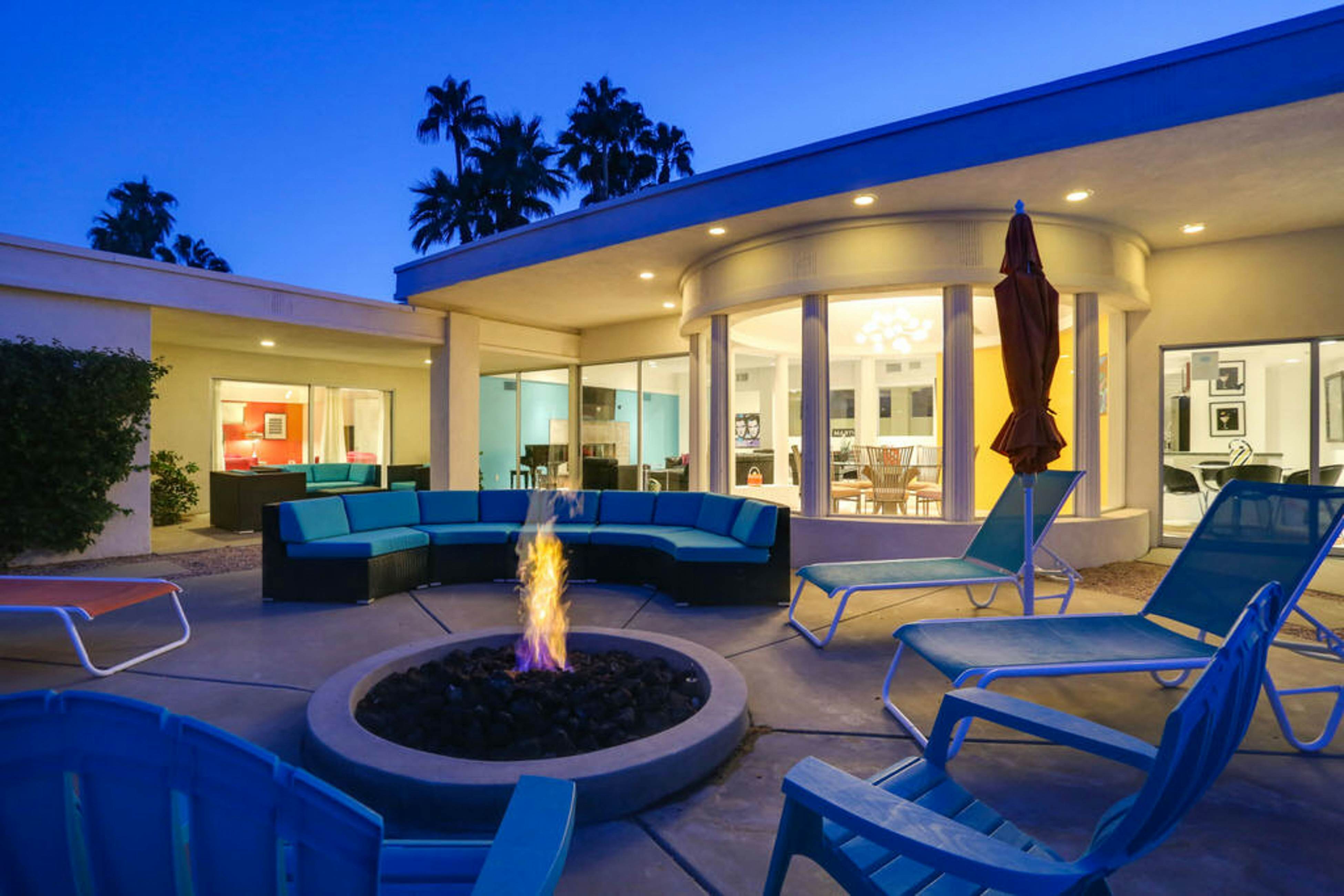 The Martini House - 380