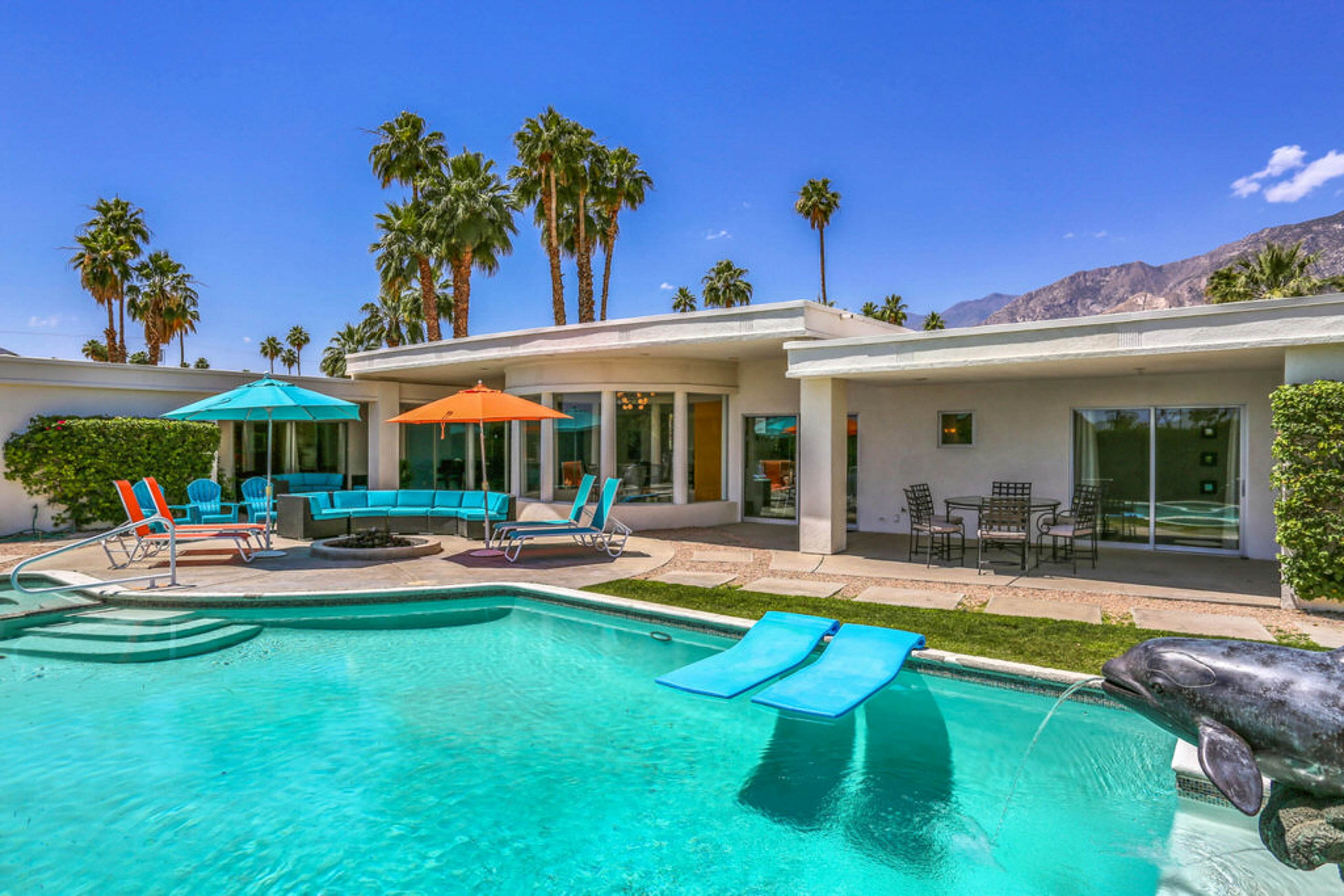 The Martini House - 380