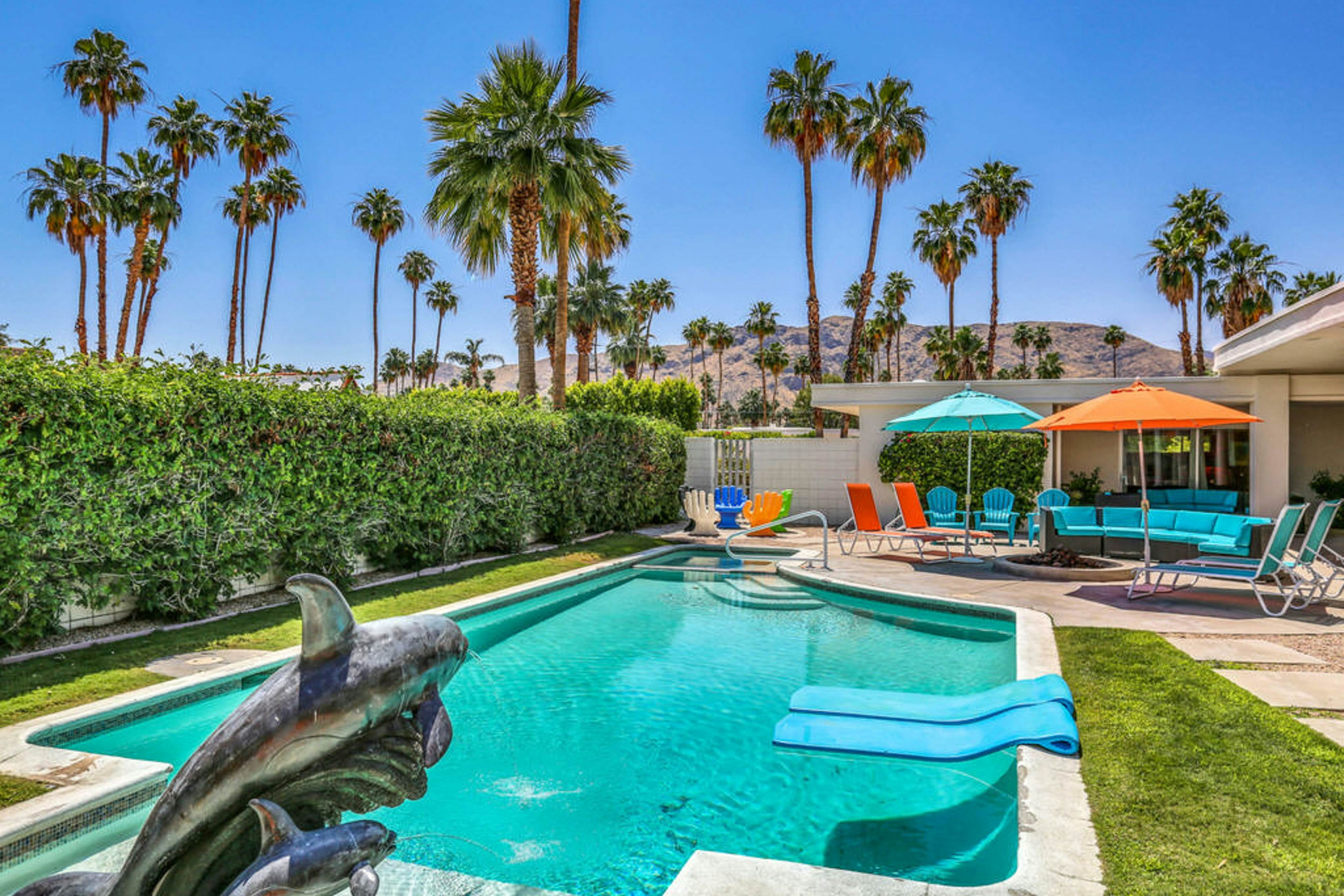 The Martini House - 380