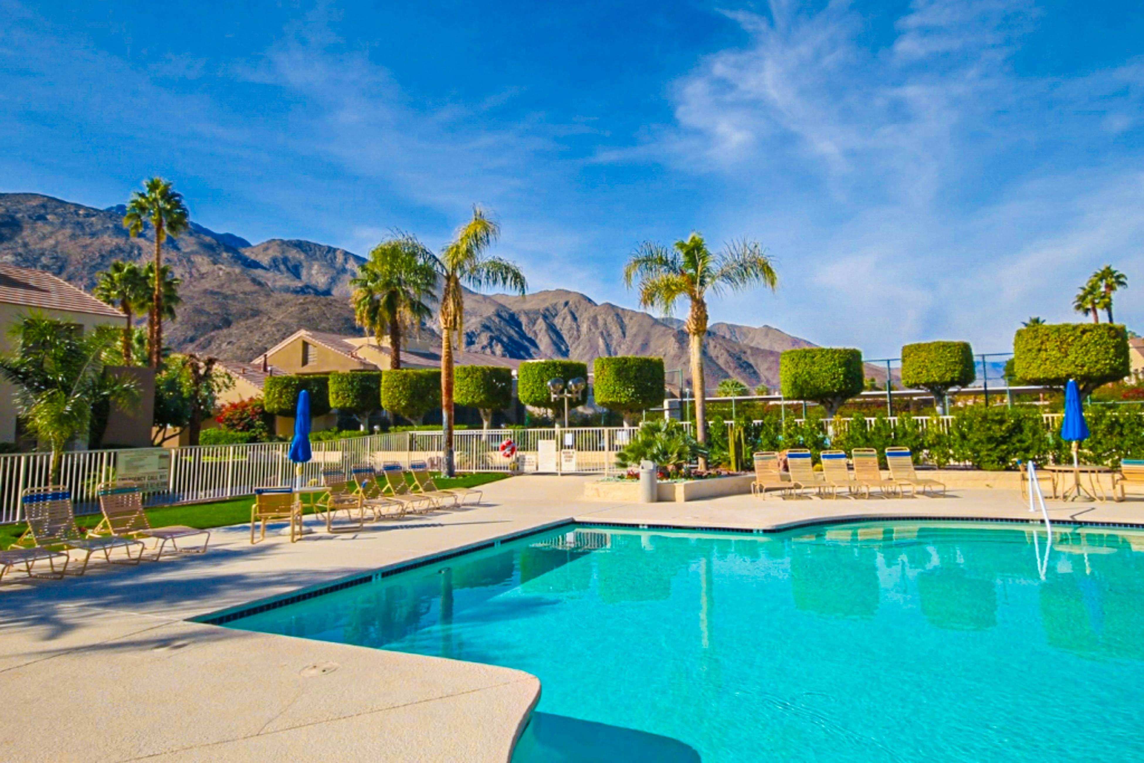 Plaza Villa Downtown Condo - 2877