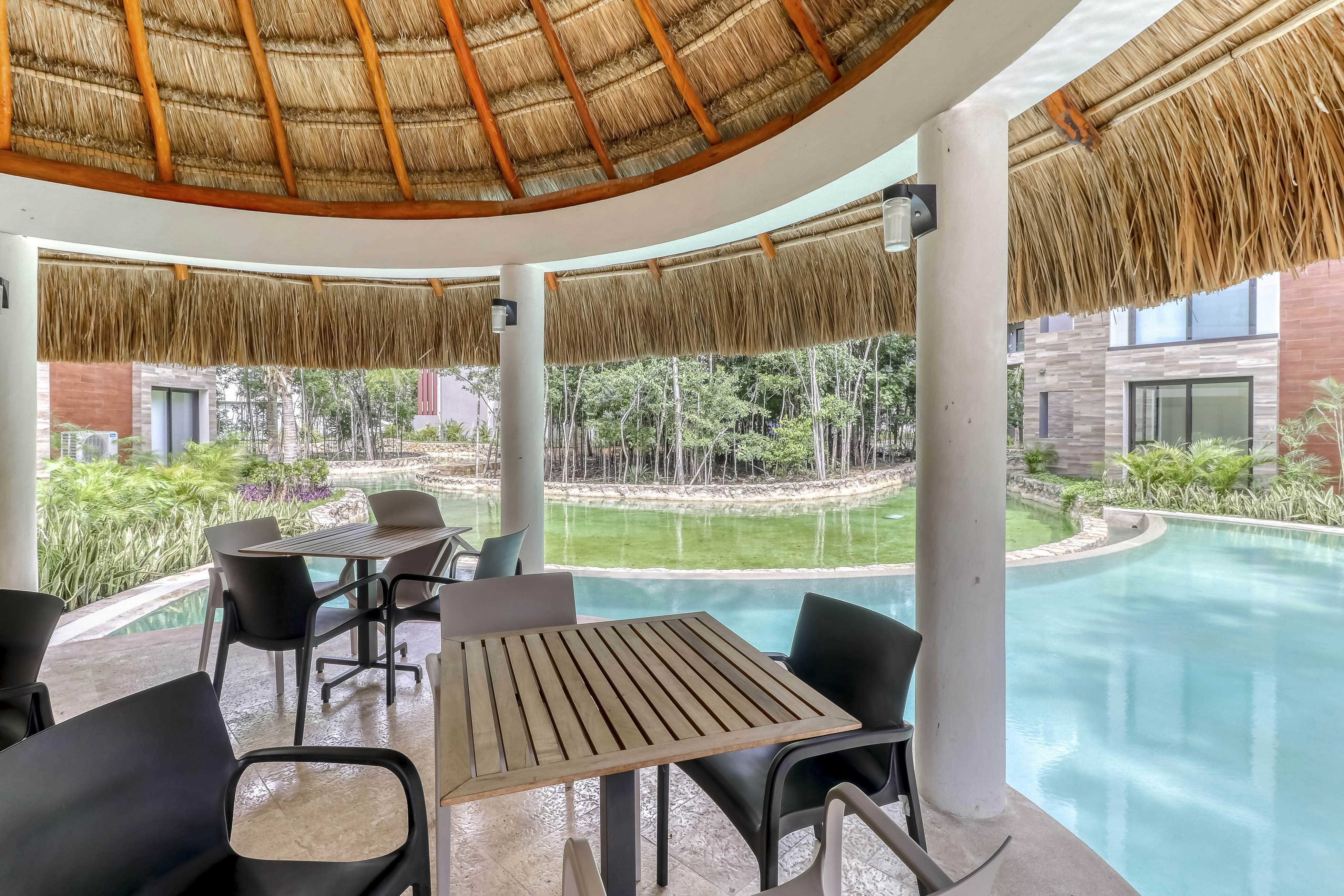 Lagunas de Mayacoba, Tower B #102
