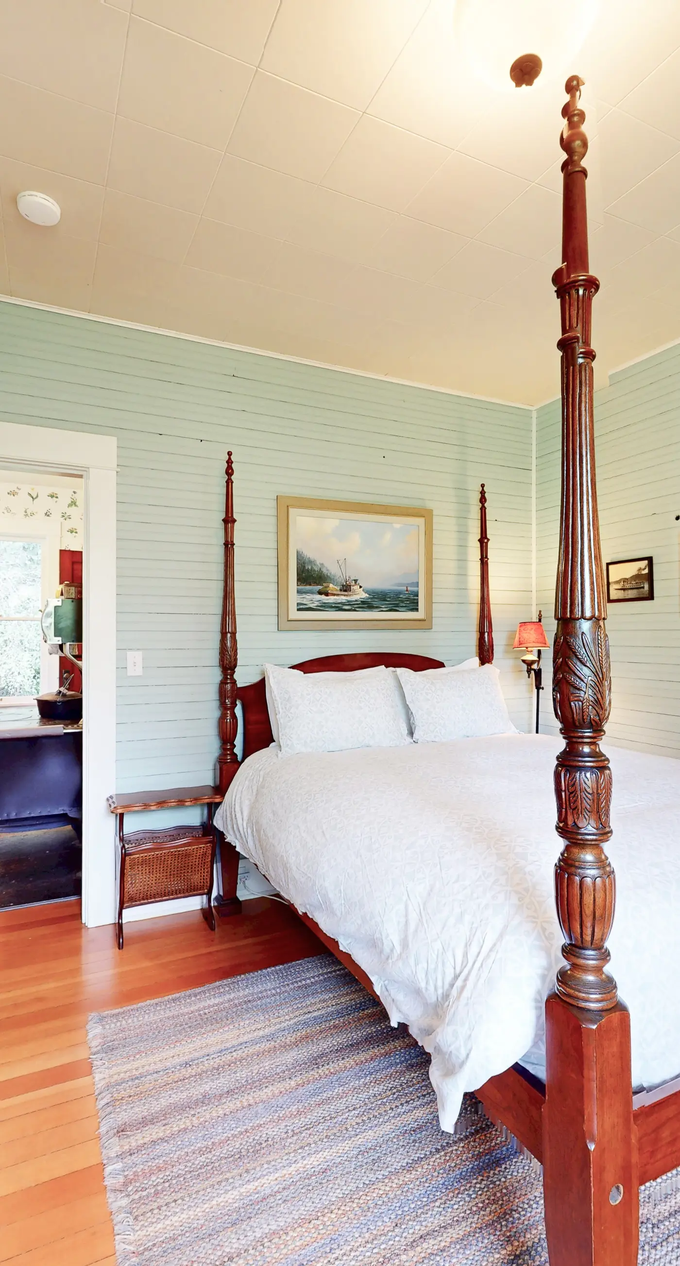 Sunny Hill Farmhouse