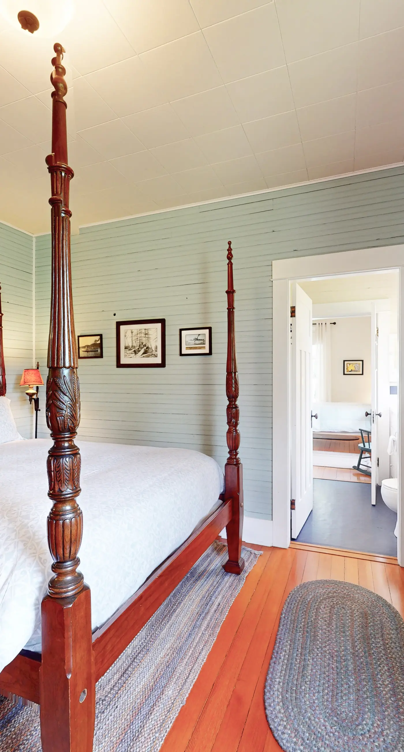 Sunny Hill Farmhouse