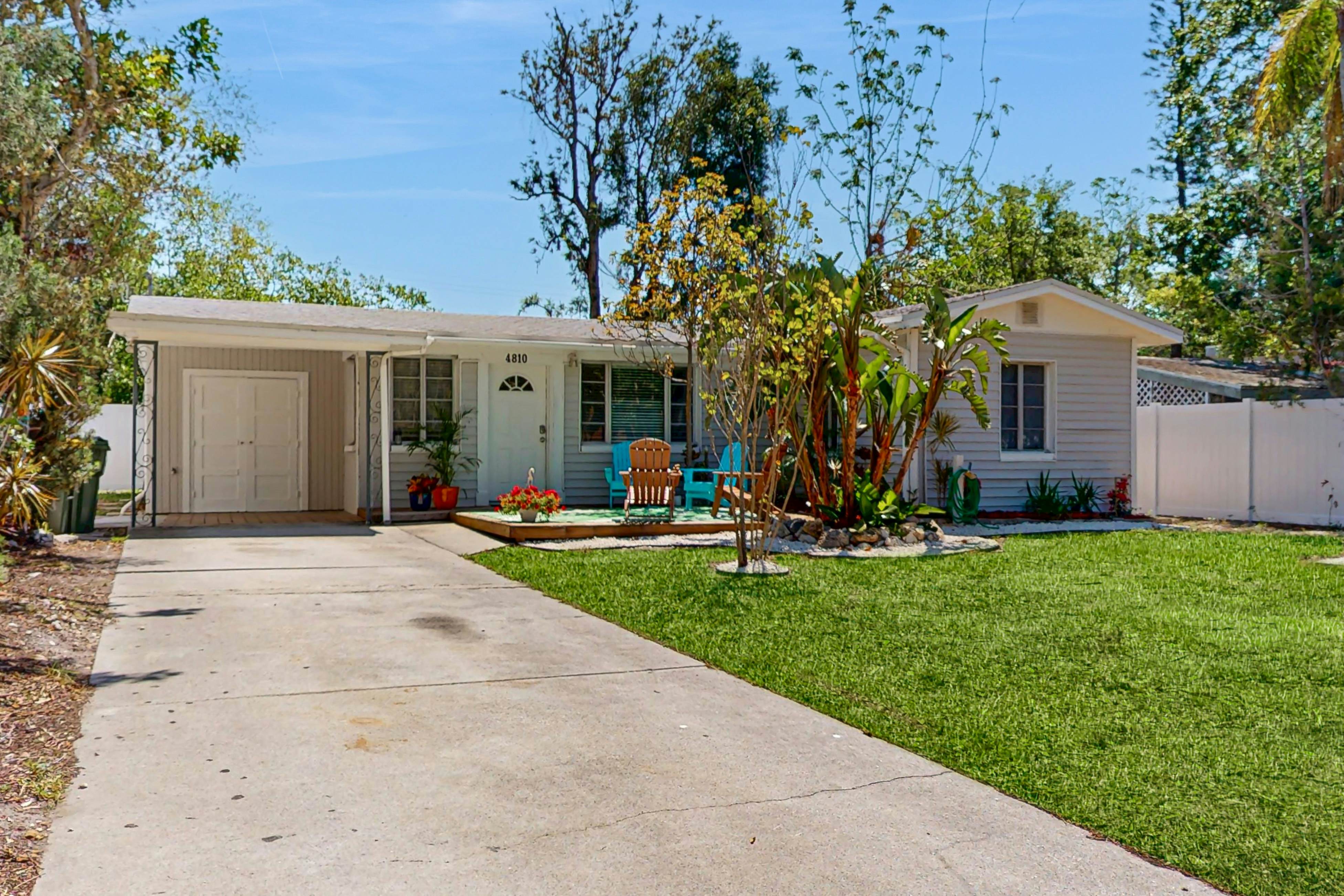 Sapphire Shores Retreat