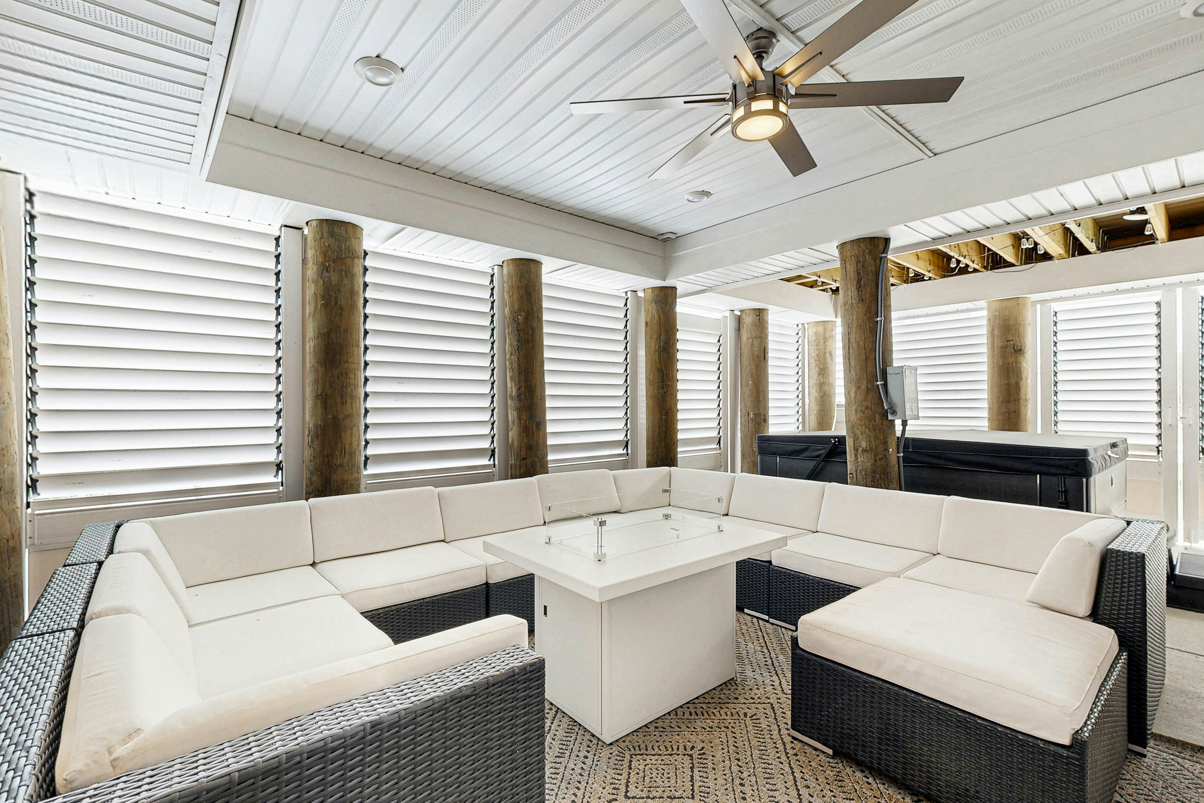 Oyster House Village - 21503 Helm St