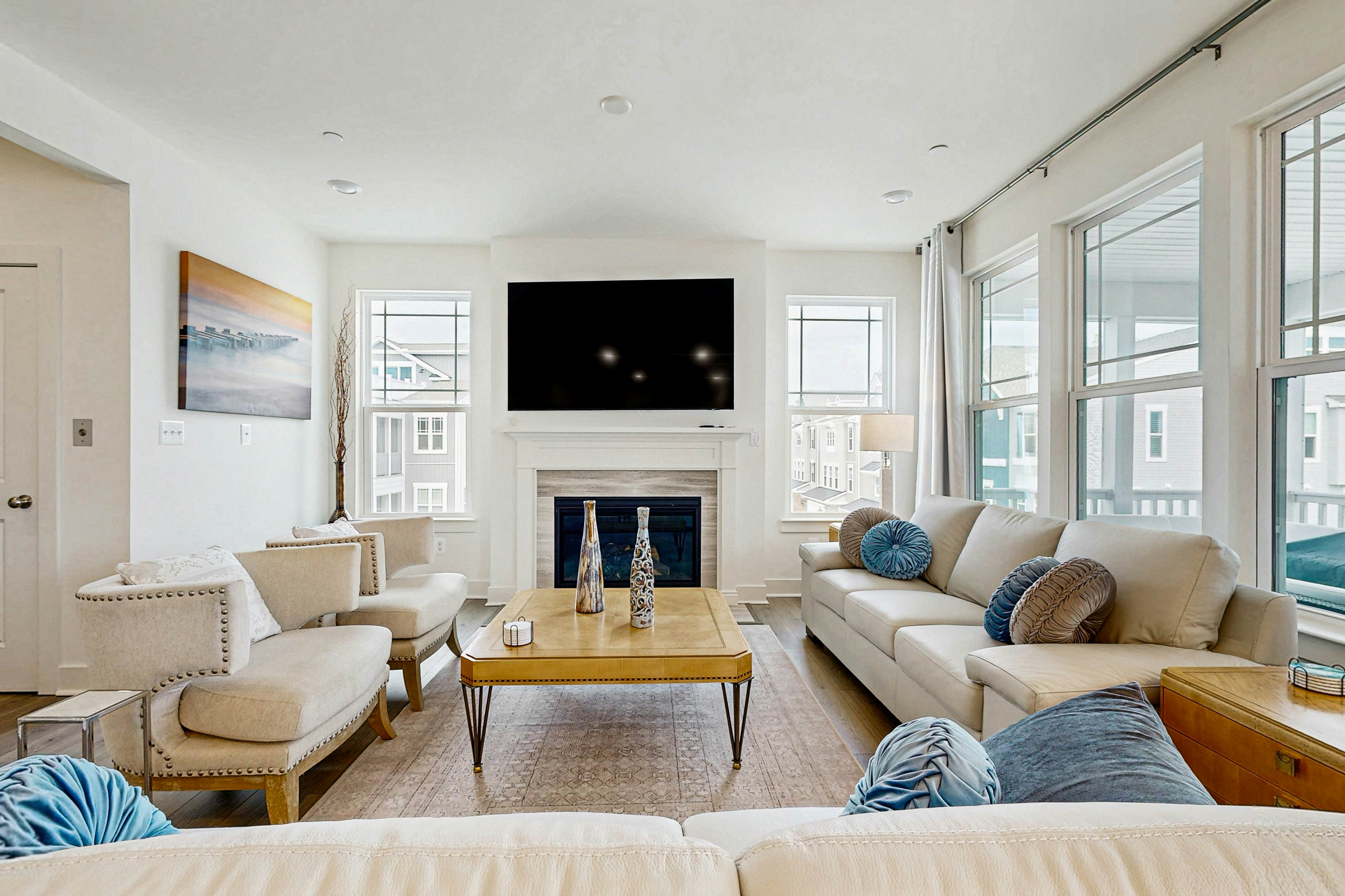 Oyster House Village - 21503 Helm St