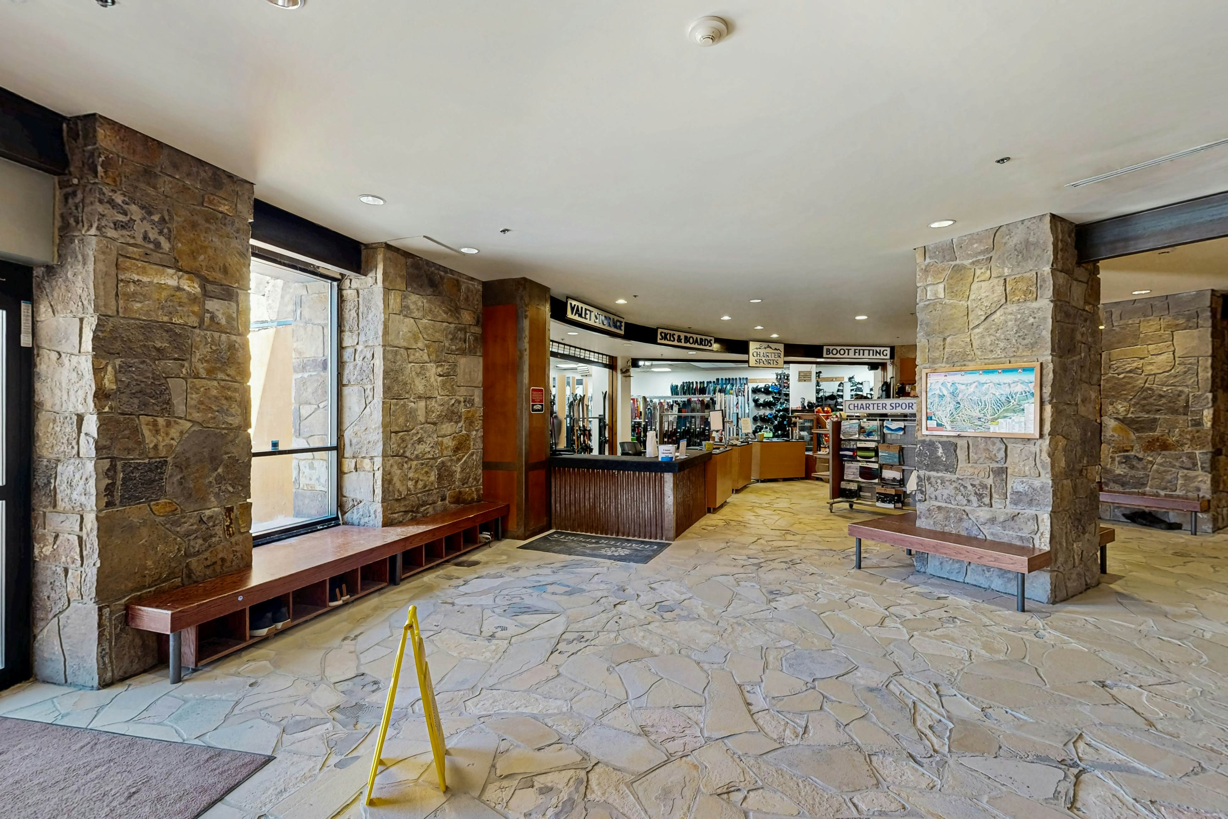 Water House On Main Street #6209